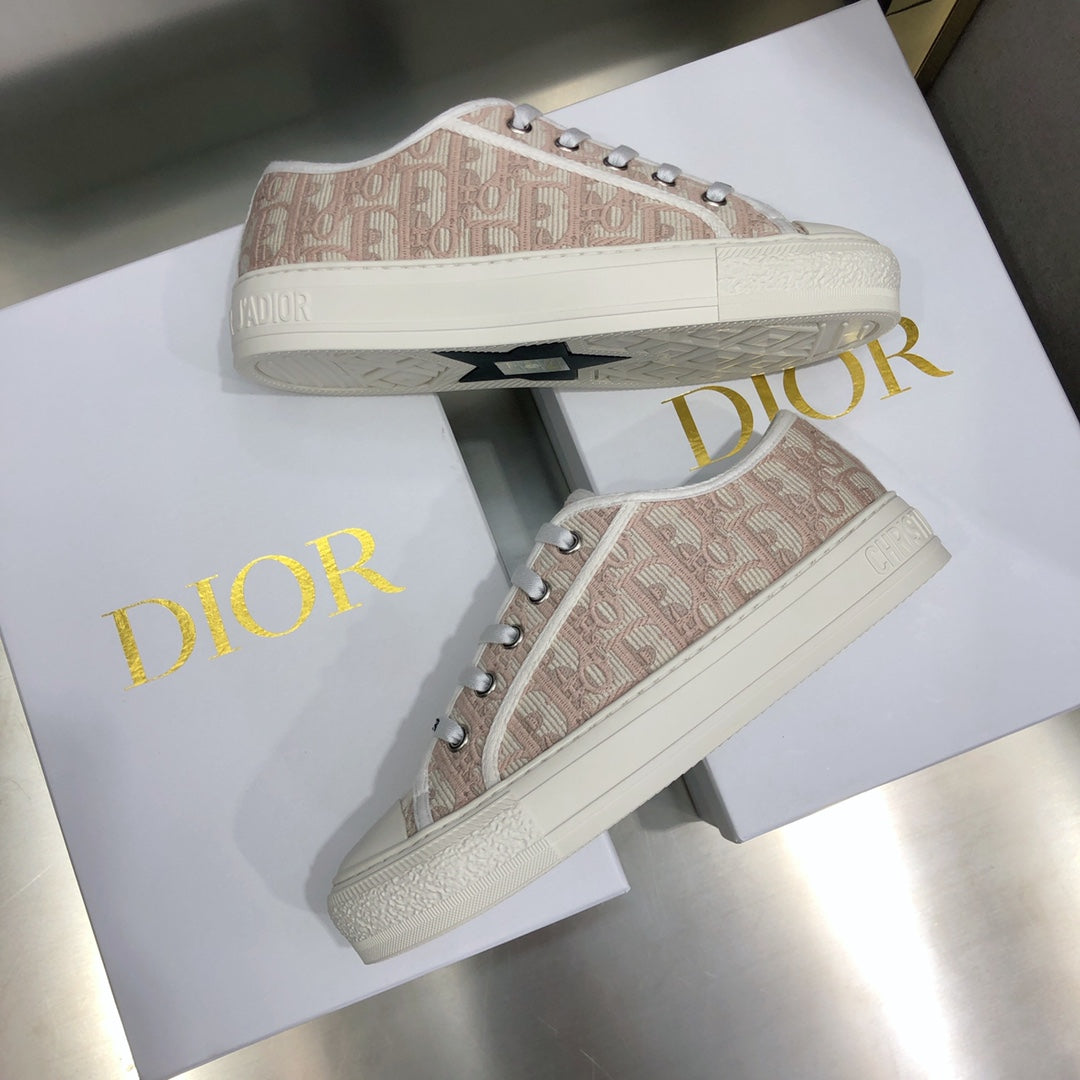 CD 26s Walk'n'Dior Sneaker Muted Pink Oblique Embroidered Cotton 966650
