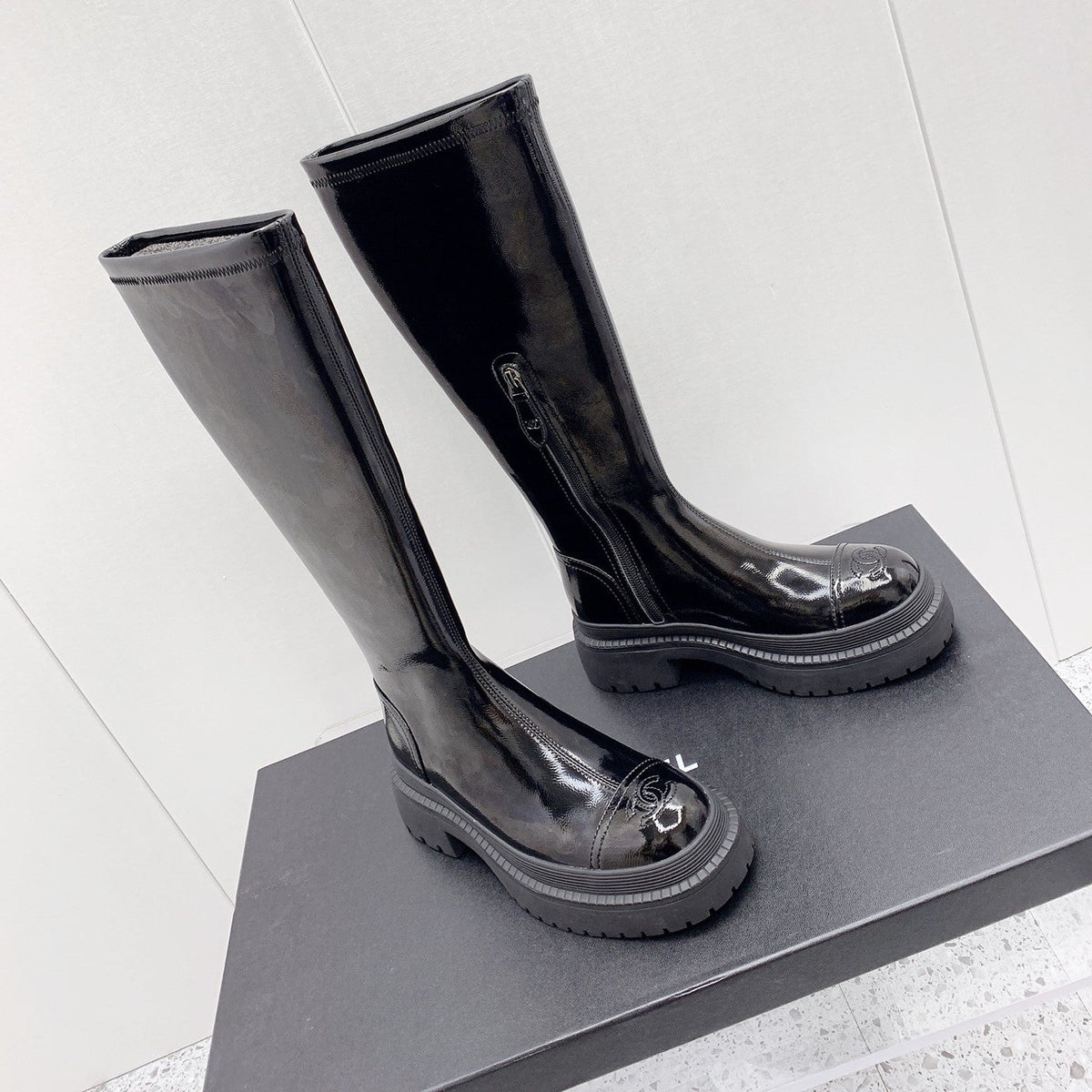 CC 2026 Logo Chunky Platform Knee-High Boots Black Patent Leather 161597
