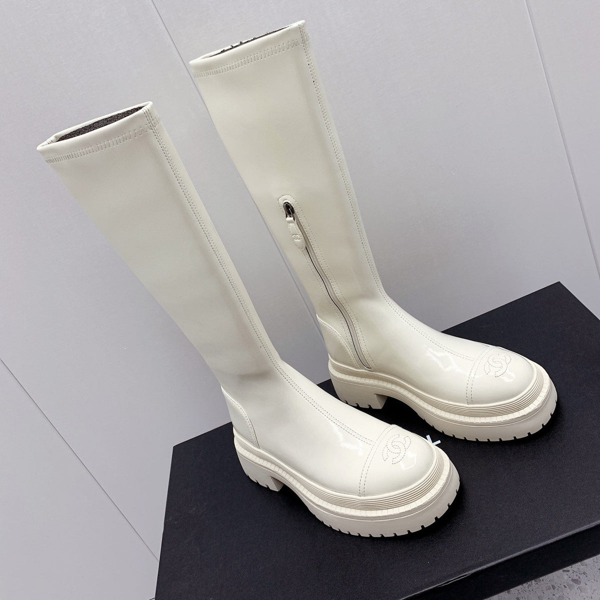 CC 2026 Logo Chunky Platform Knee-High Boots White Leather 161598