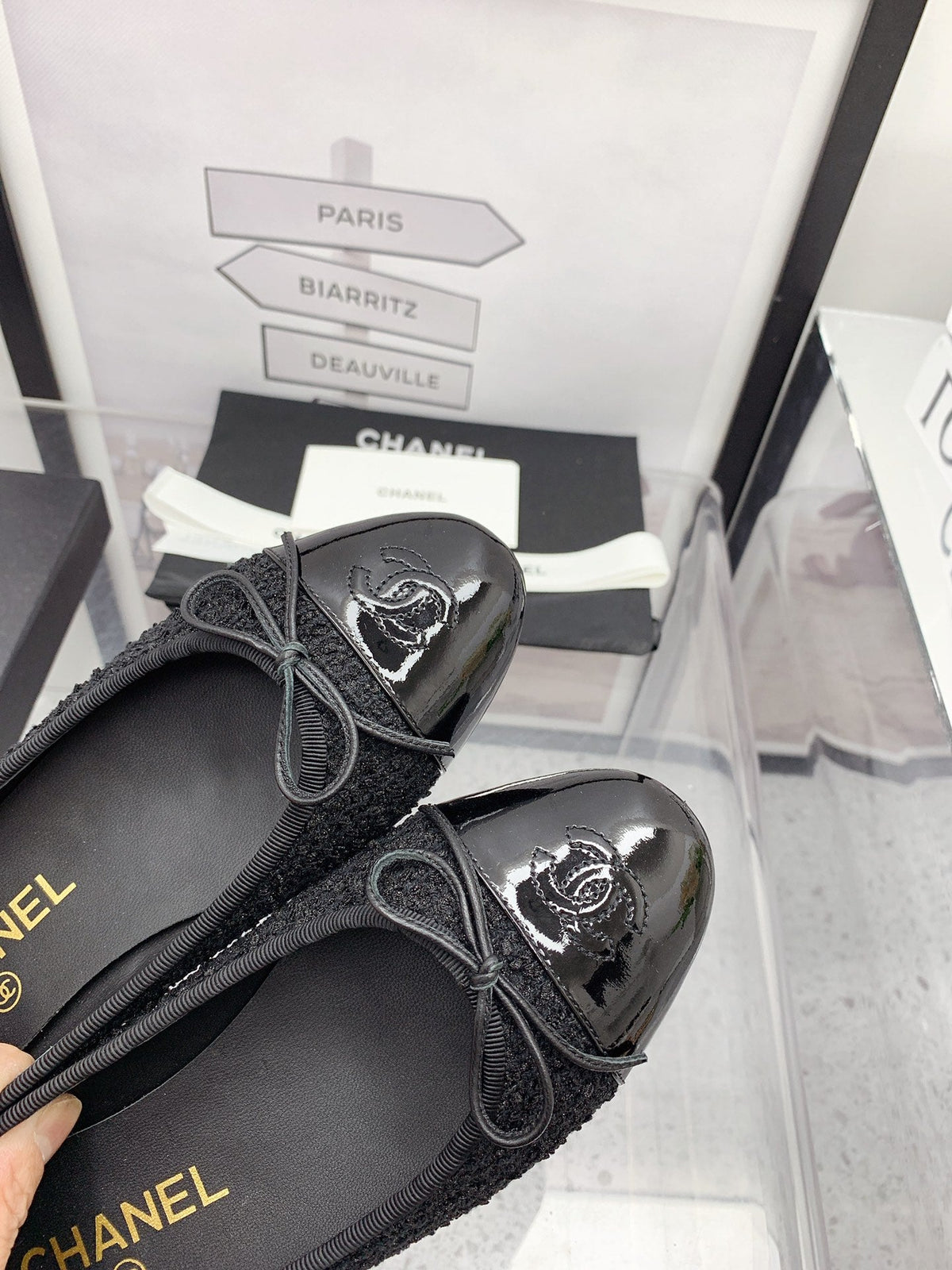 CC 2026 Logo Ballet Flats Black Tweed Patent Leather 161604