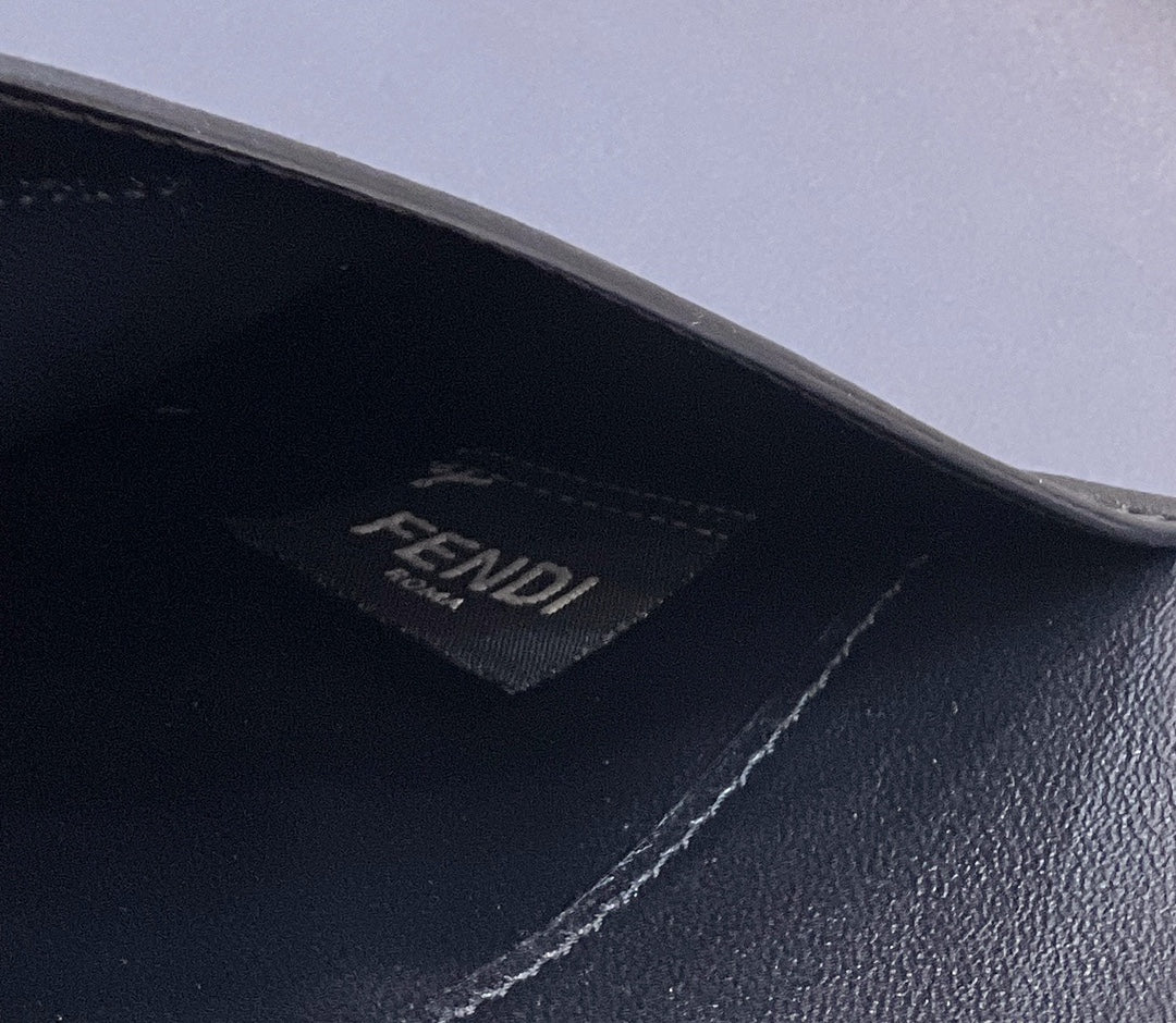 PEEKABOO ISEEU 27 IN BLACK SMOOTH CALFSKIN WITH WOVEN TRIM GOLD HARDWARE