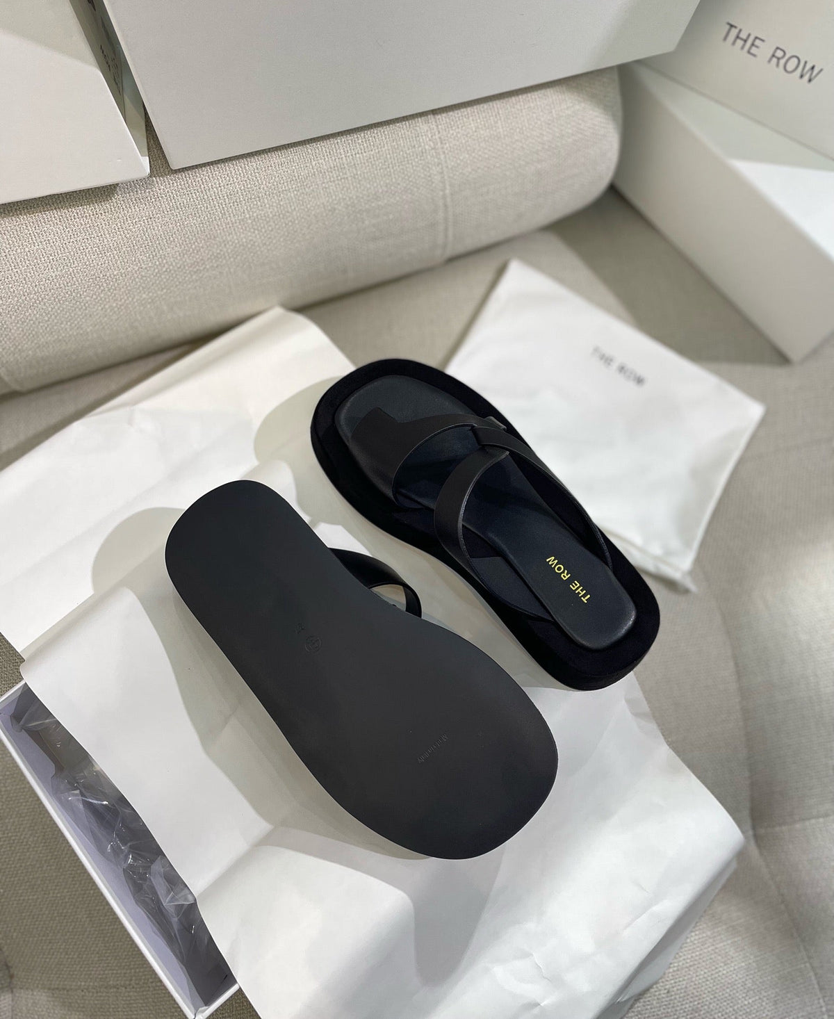 The Row 26s Ginza Sandals Black Smooth Leather 156124