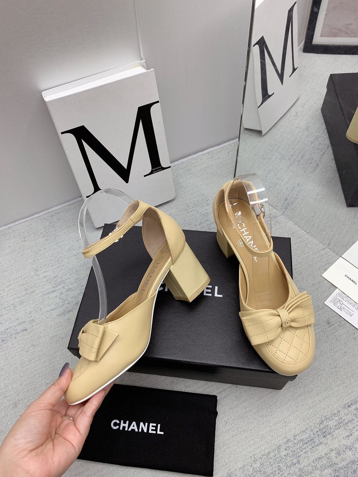 CC 26s Ankle Strap Heels 6cm Beige Leather 163412