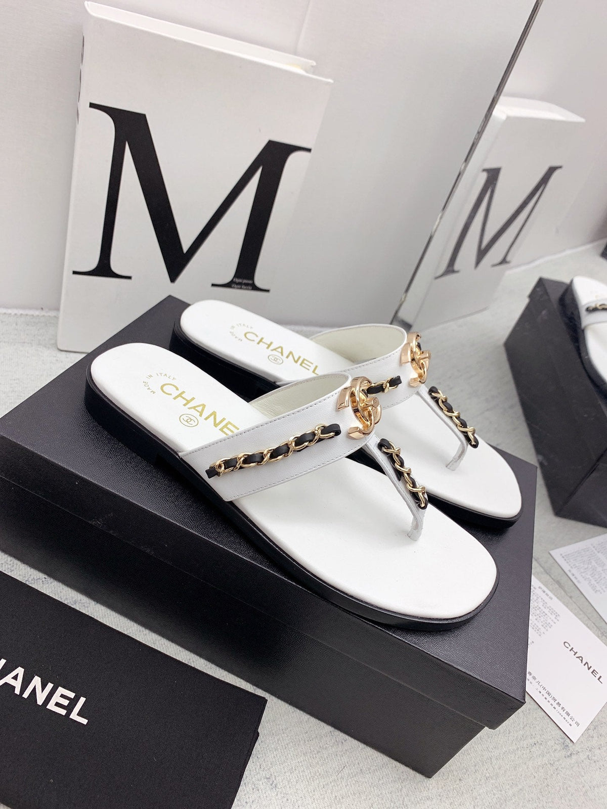 CC 26s Thong Sandals 2cm White Gold Leather 162950
