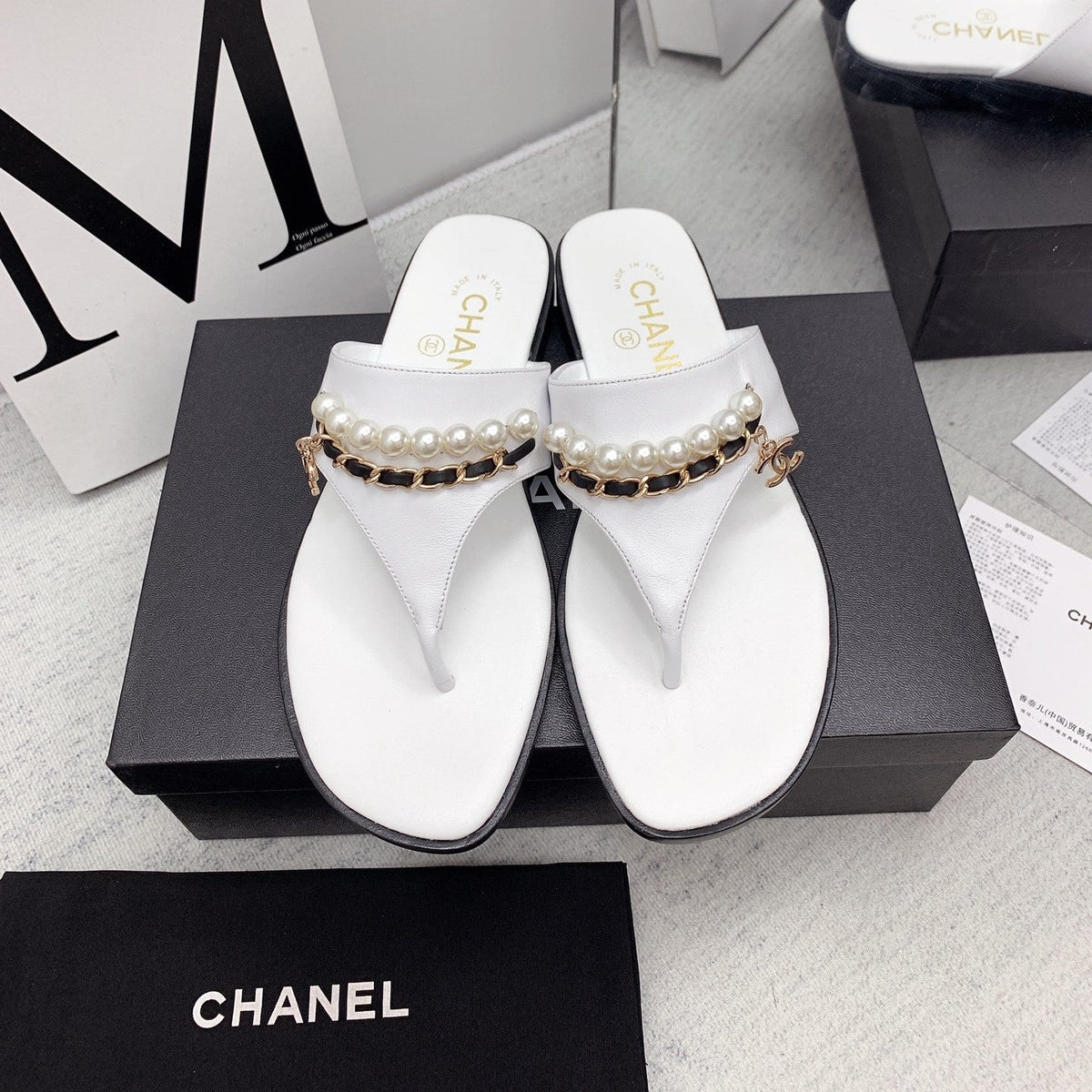 CC 26s Thong Sandals 2cm White Pearl Leather 163420