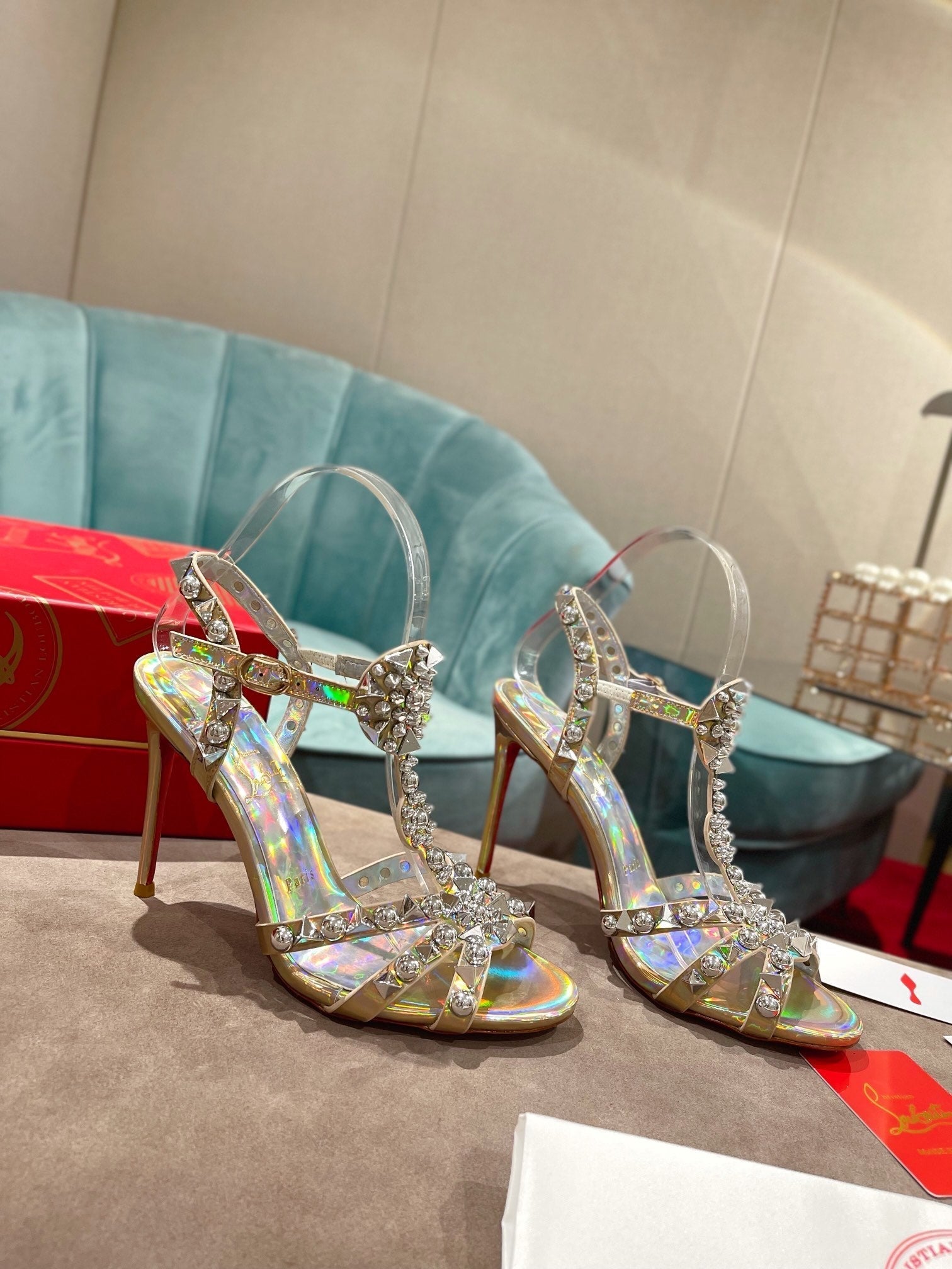 CL Goldora Sandal Magic Gold 346030