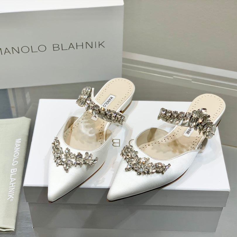 Manolo Flats Mules Crystal White Silk Satin 327471