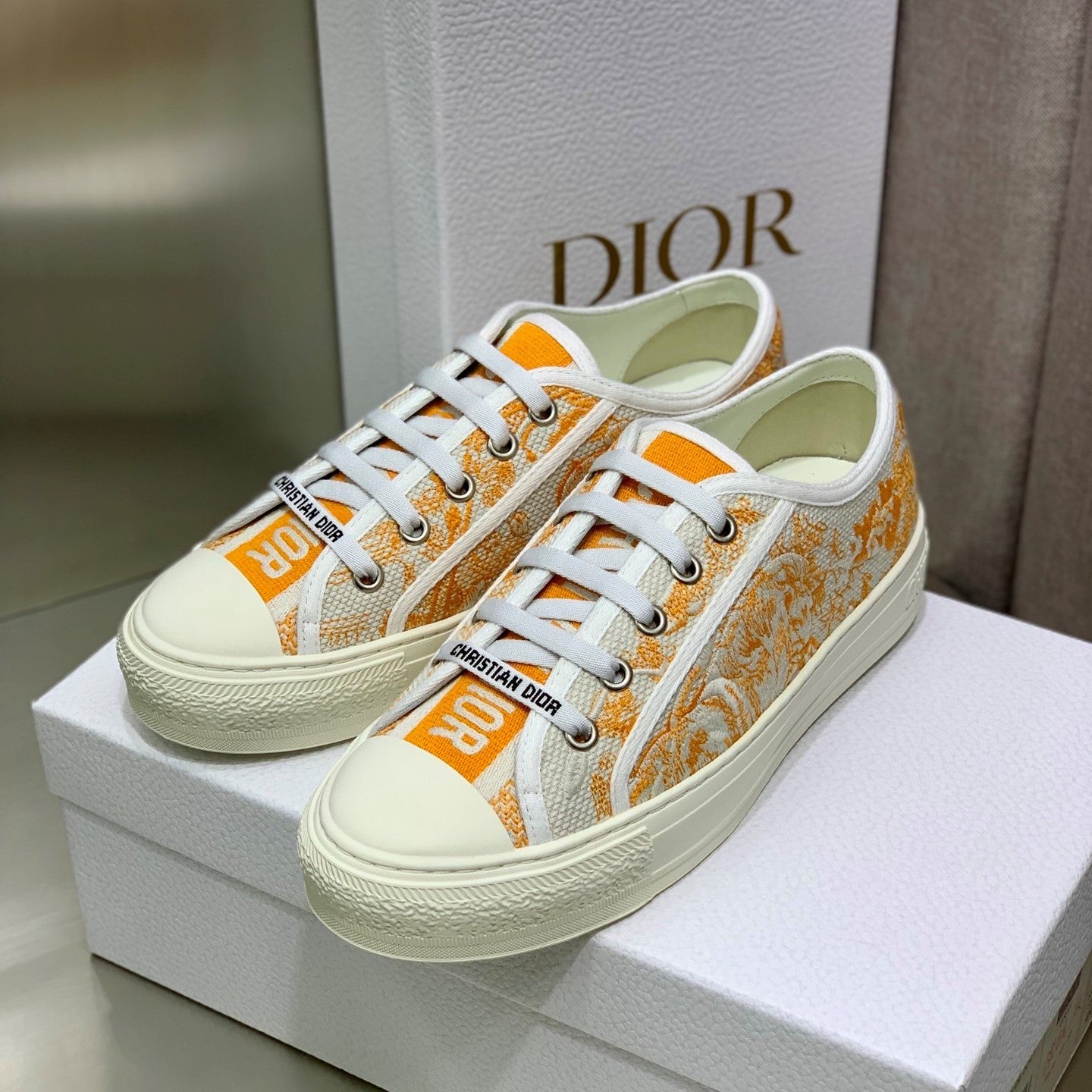 CD 26s Walk'n'Dior Sneaker Orange Cream Cotton 966658