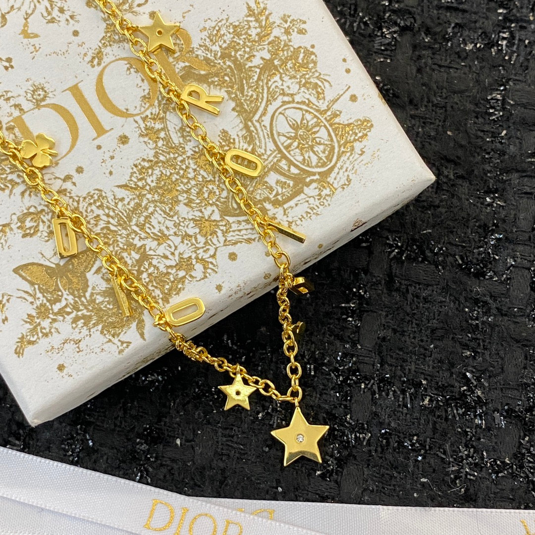 CD 26S Dior Letter Charm Star Necklace In Gold Tone Metal 631848