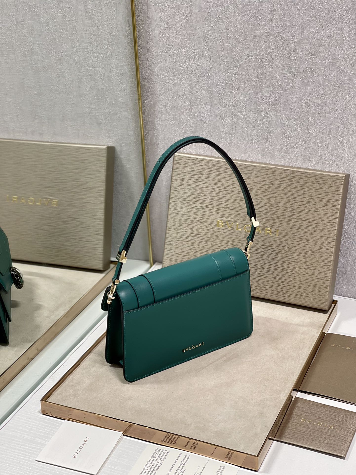 Serpenti Forever East-West Shoulder Bag 22cm Emerald Green Cafskin GHW 188466
