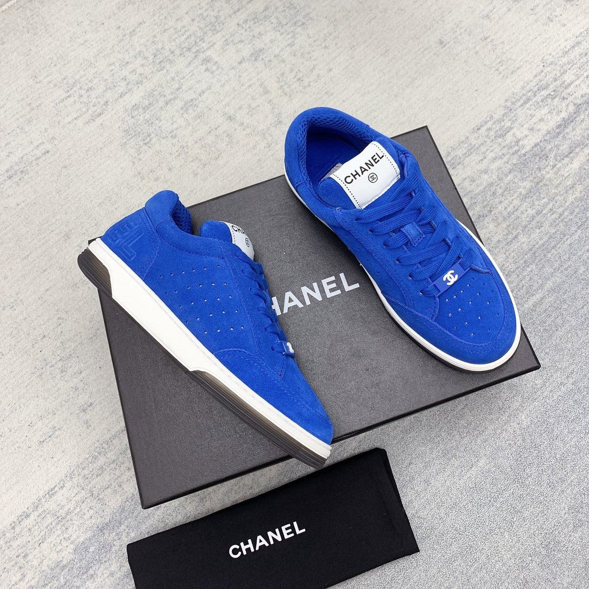 CC 26s Low Top Sneakers Royal Blue Suede Leather 160060