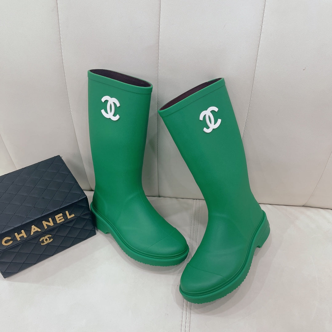 CC 26s Vintage Rain Boots Mint Green Rubber 476067