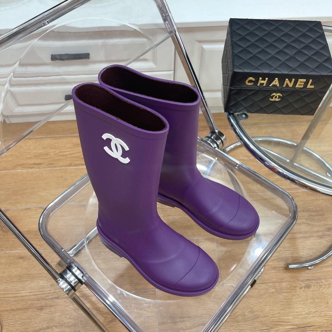 CC 26s Vintage Rain Boots Purple Rubber 476070