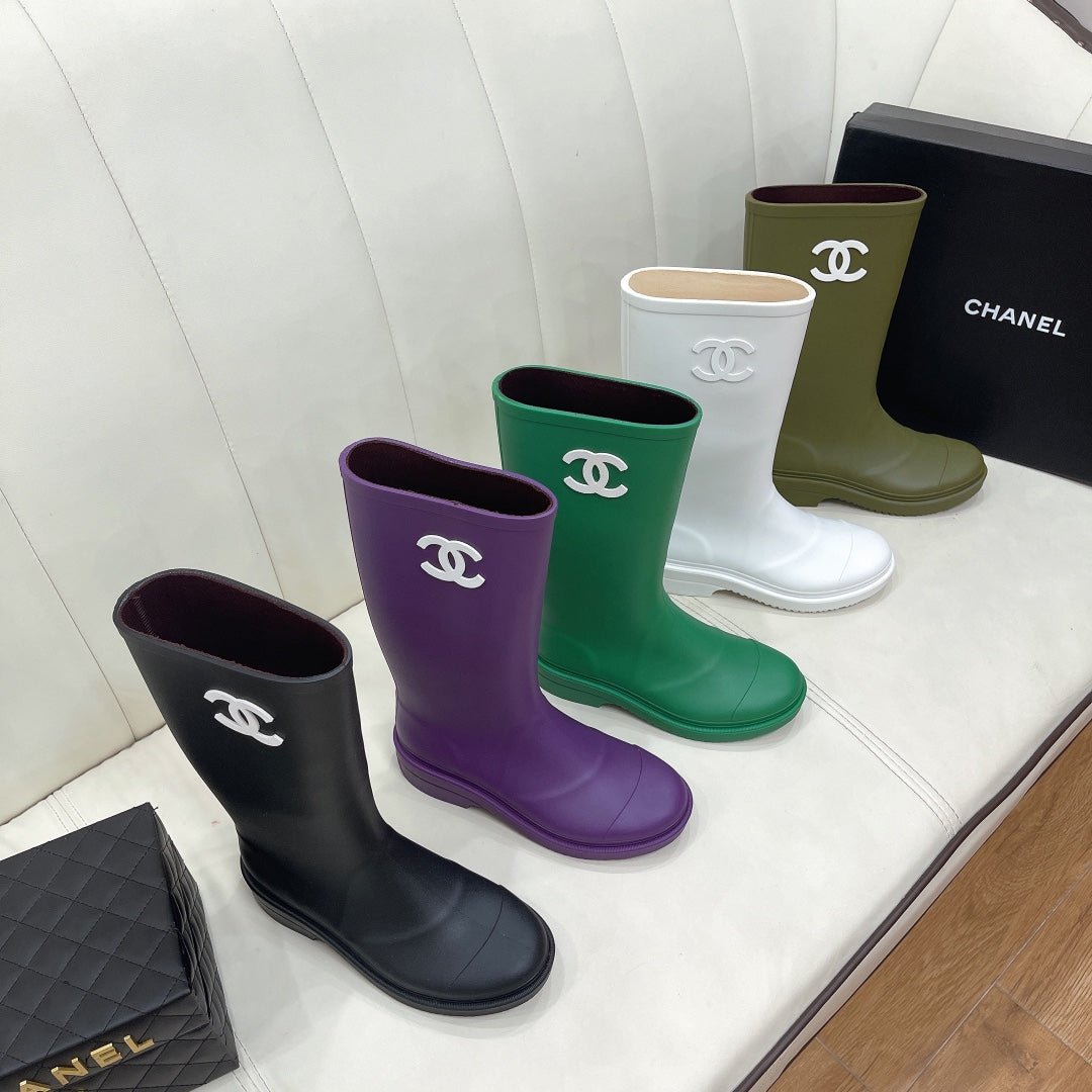 CC 26s Vintage Rain Boots Purple Rubber 476070