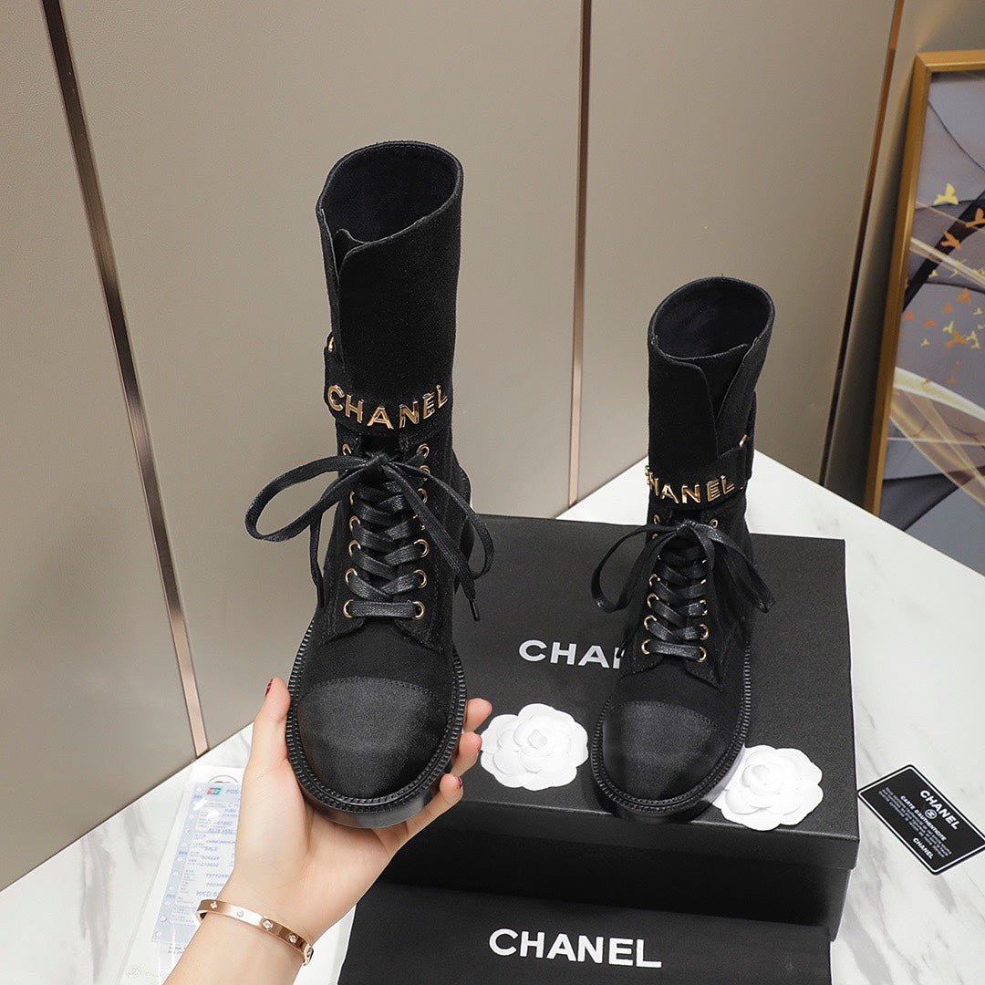CC 26s Combat Boots Black Suede 194072