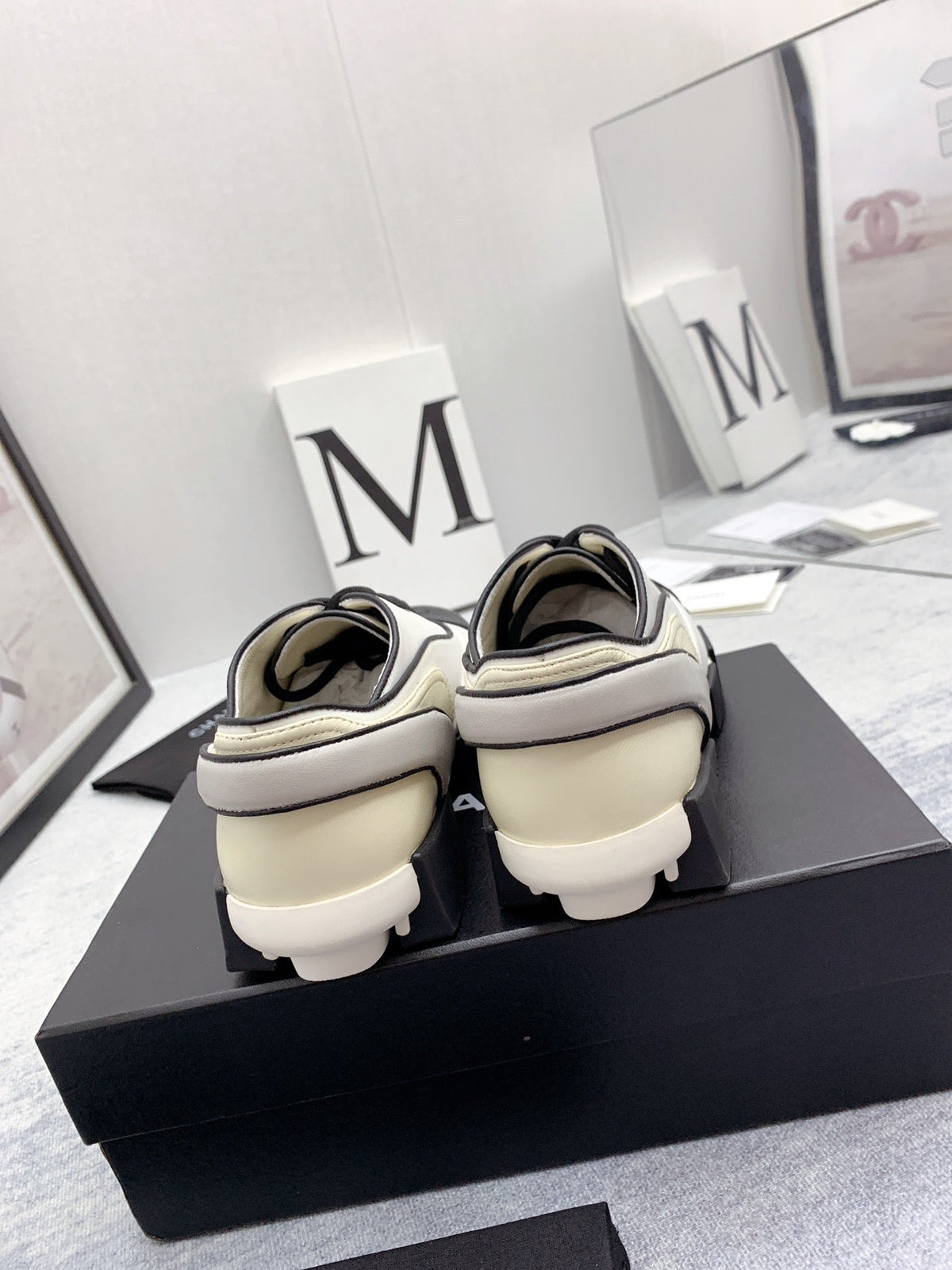 CC 26s Low Top Sneakers 4cm White Black Canvas 162985