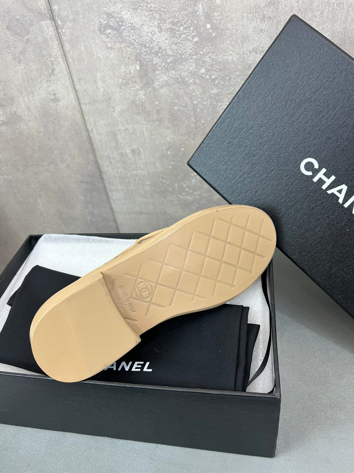 Chanel 26s Loafers In Beige Quilted Calfskin With CC Logo