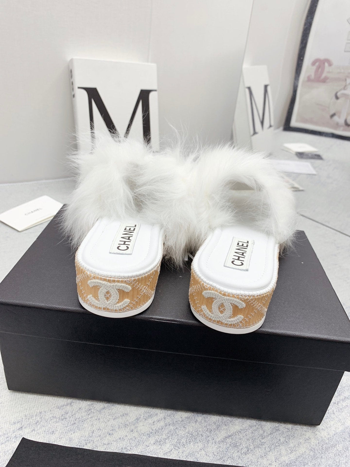 CC 26s Fur Mules White Black Tweed 160134