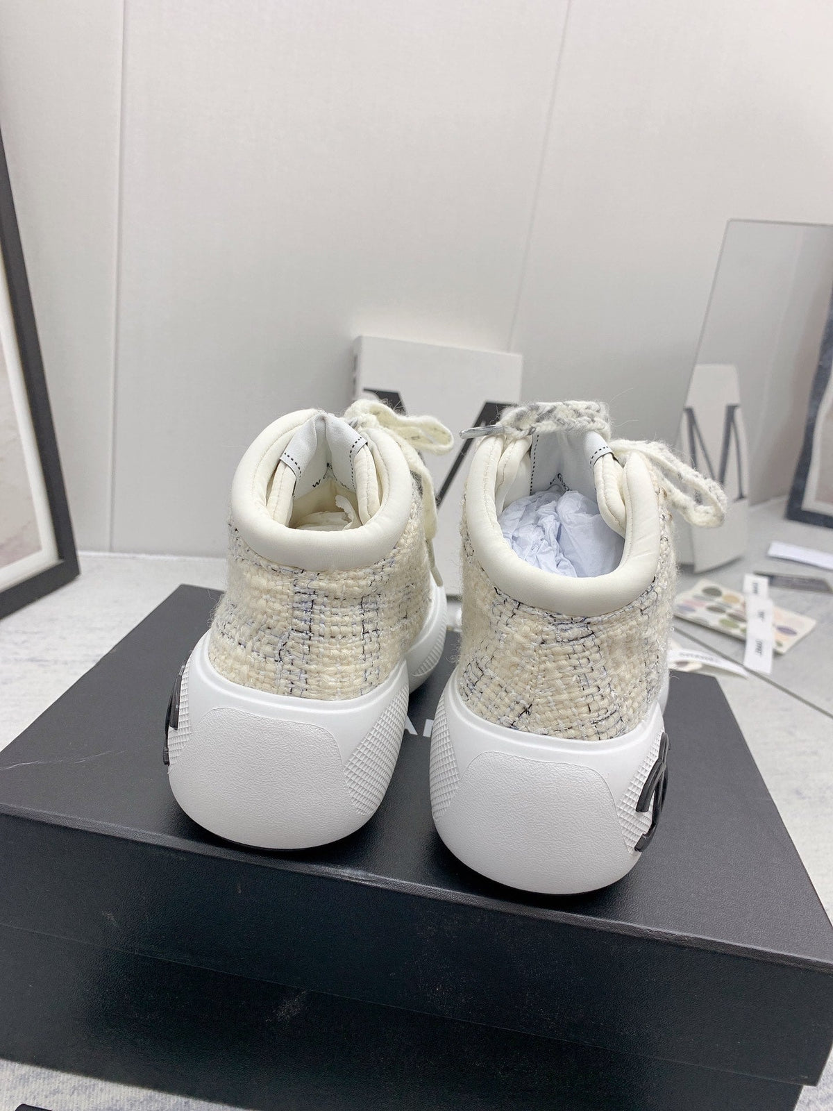 CC 26s High Top Sneakers 5cm Beige Black Tweed 163041