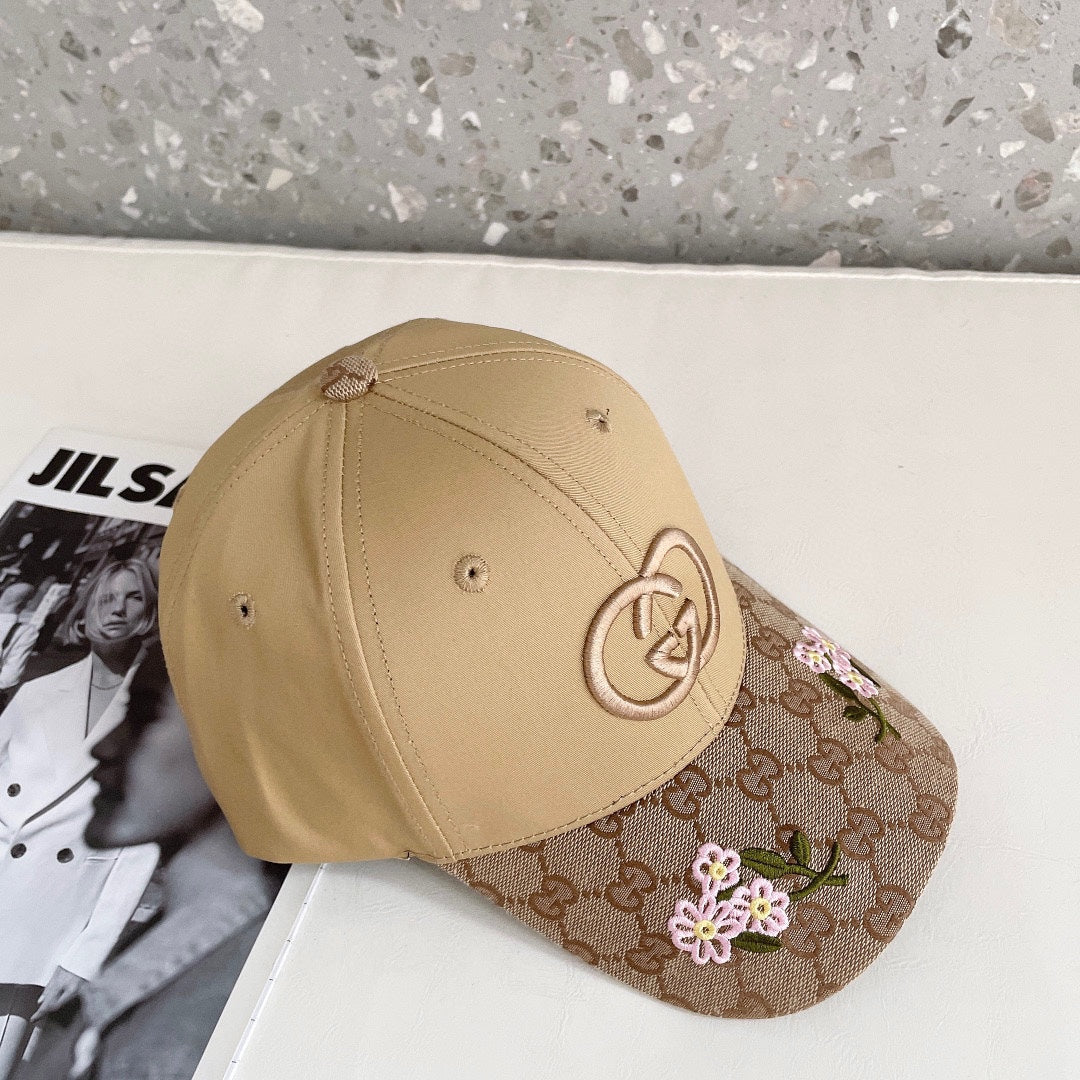 BAKER BOY CAP IN PEANUT BROWN MIX CAMEL BROWN MONOGRAM JACQUARD FABRIC 136302