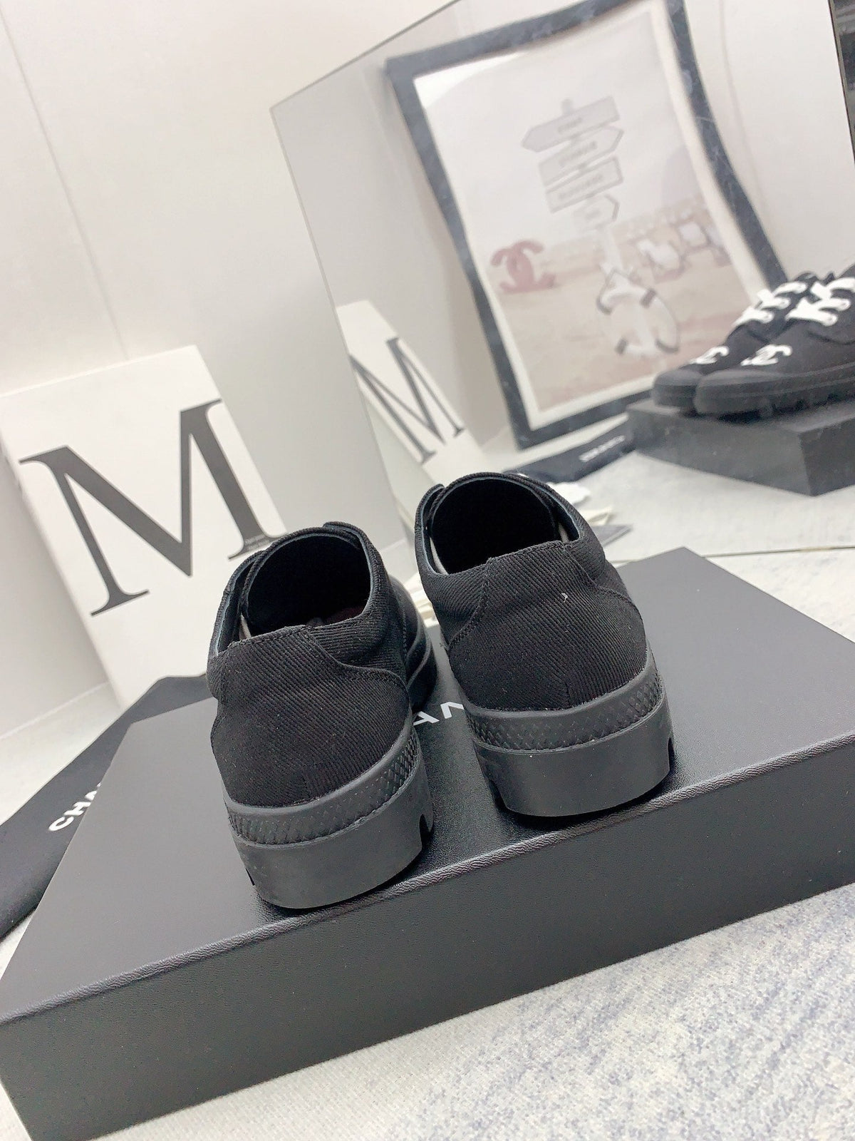 CC 26s Low Top Sneakers 2cm Black White Canvas 163690