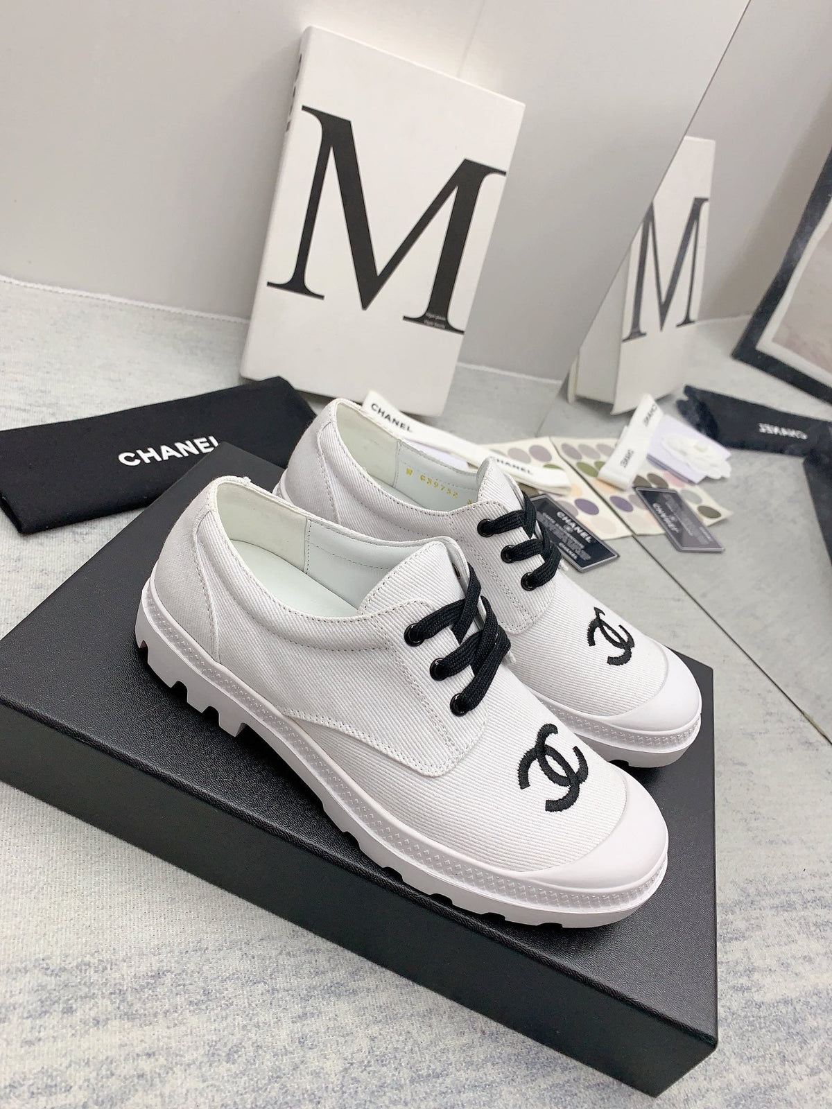 CC 26s Low Top Sneakers 2cm White Black Canvas 163691