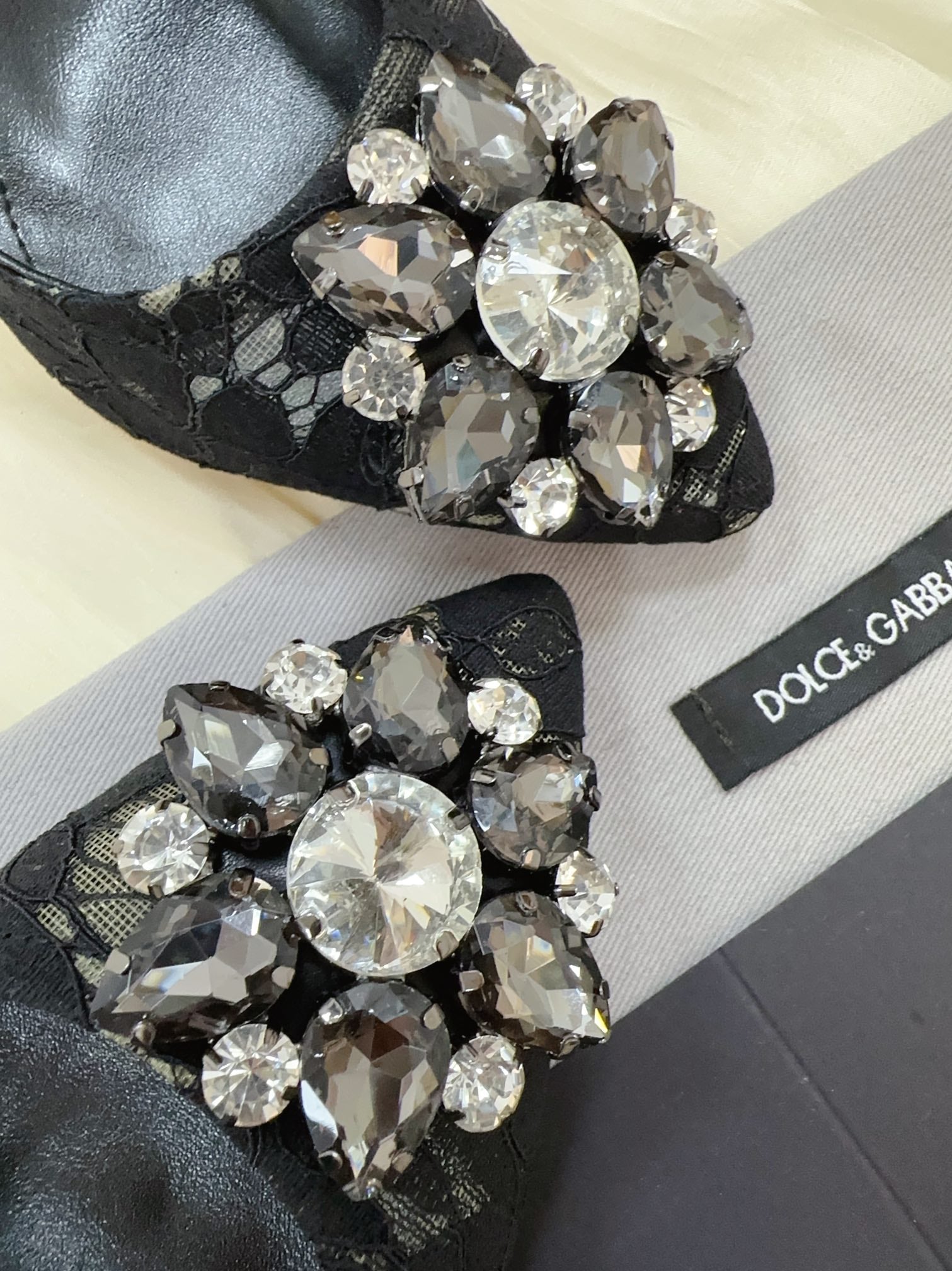DC Floral Crystal Pumps Black Genuine Leather & Lace 324775