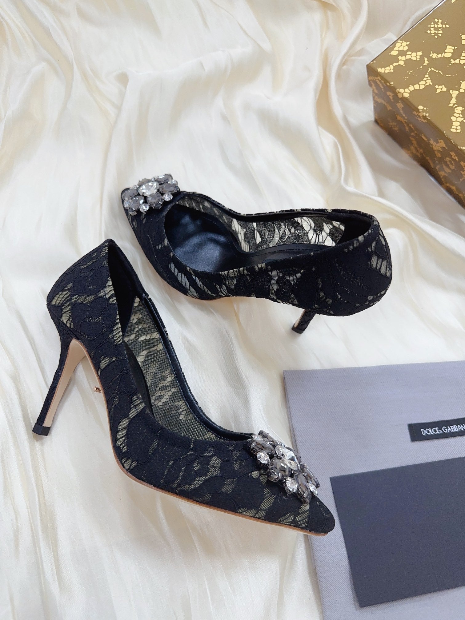 DC Floral Crystal Pumps Black Genuine Leather & Lace 324775