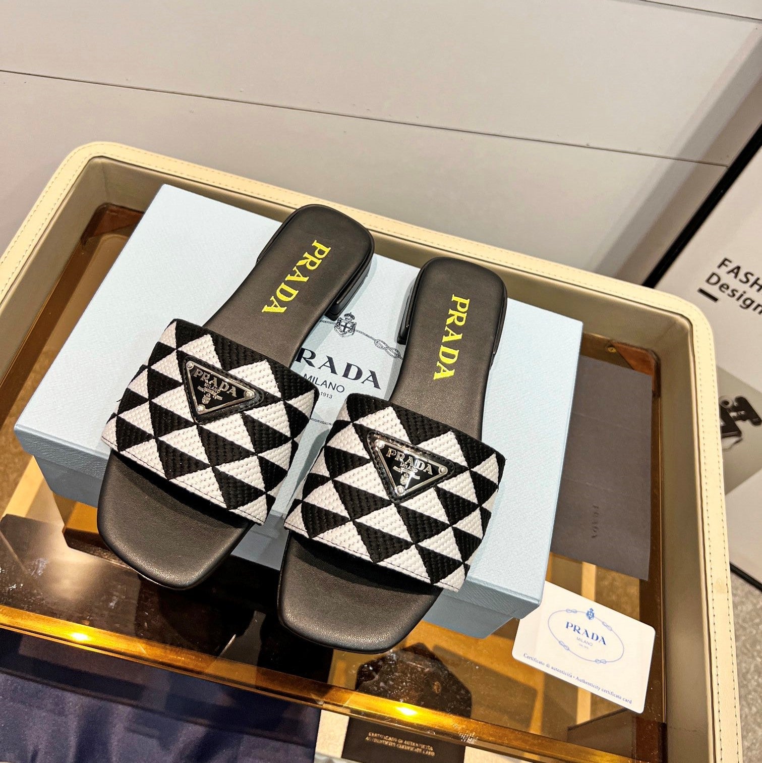 Prada 26s Enameled Metal Triangle Printed Slides White Black Leather Cotton 986589