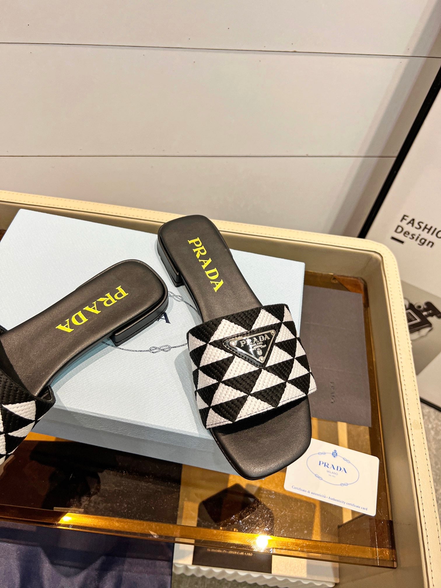 Prada 26s Enameled Metal Triangle Printed Slides White Black Leather Cotton 986589