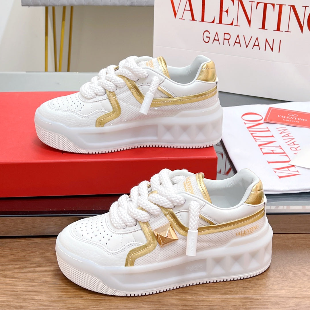 VT 2025 Garavani Sneakers White Gold Cowhide Fabric 546990