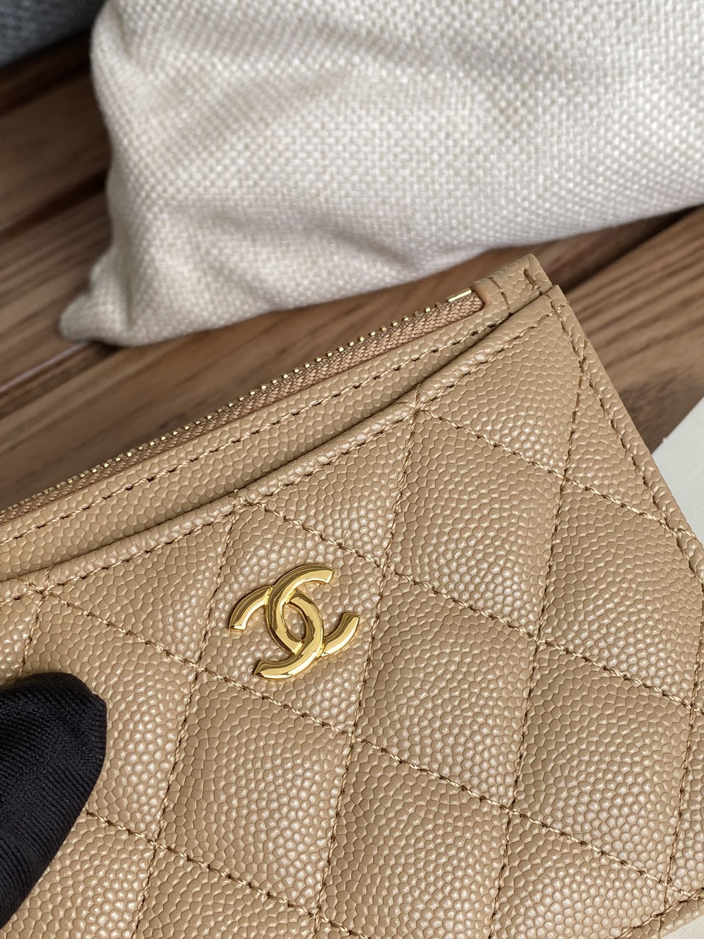 CC A84105 Coin Case Beige Gold Metal Caviar 240737