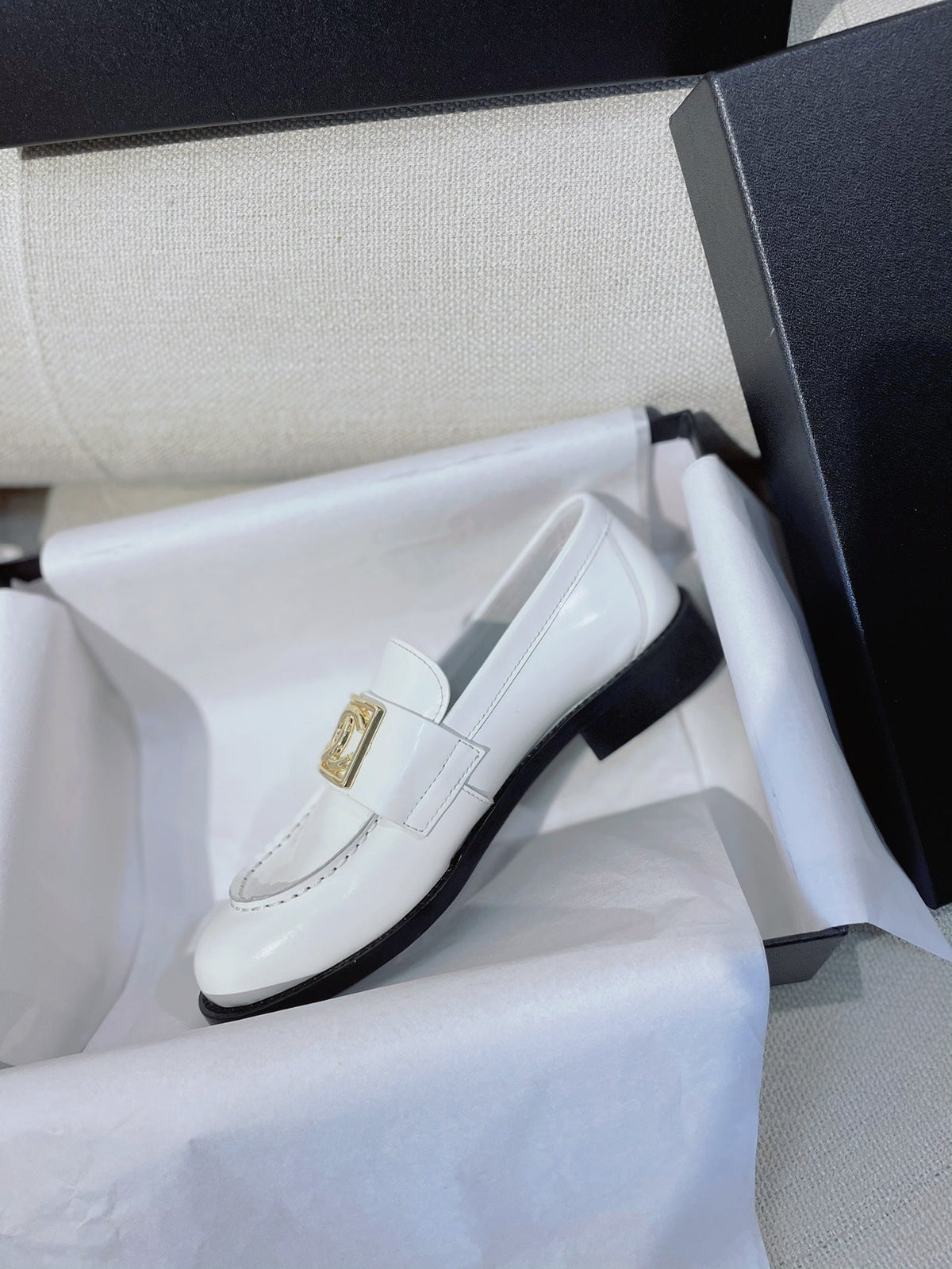 Chanel 26s Loafers White Patent Leather 156350