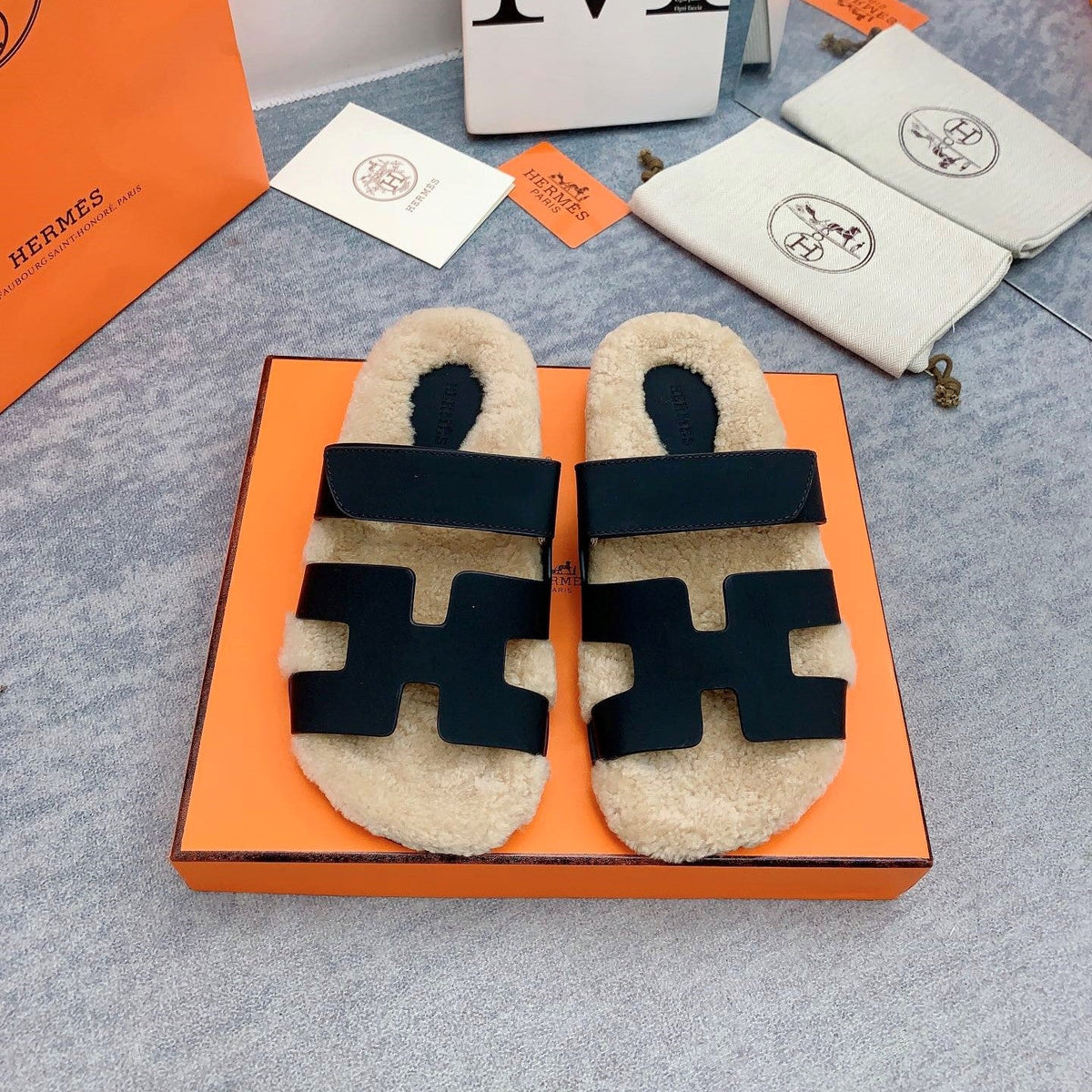 HM 26s Chypre Sandals Bleu Nuit Suede Shearling 160904