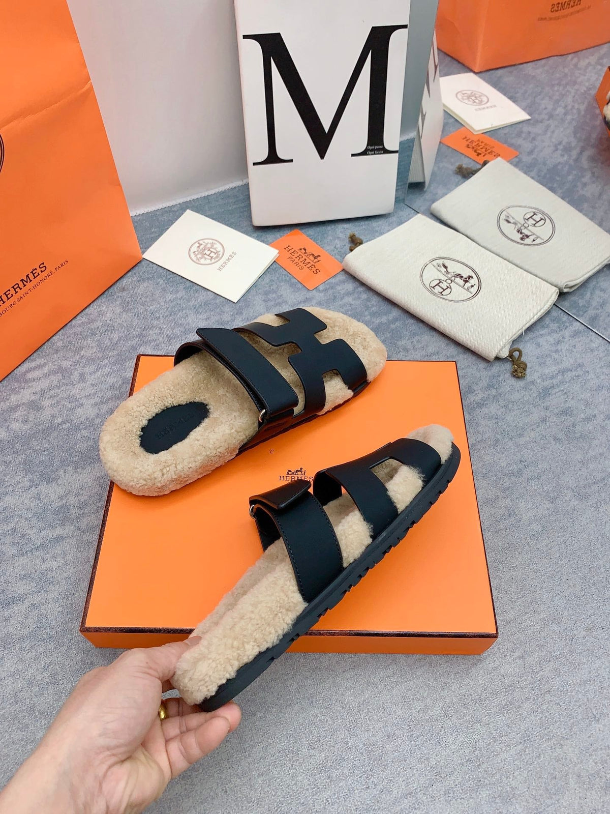 HM 26s Chypre Sandals Bleu Nuit Suede Shearling 160904