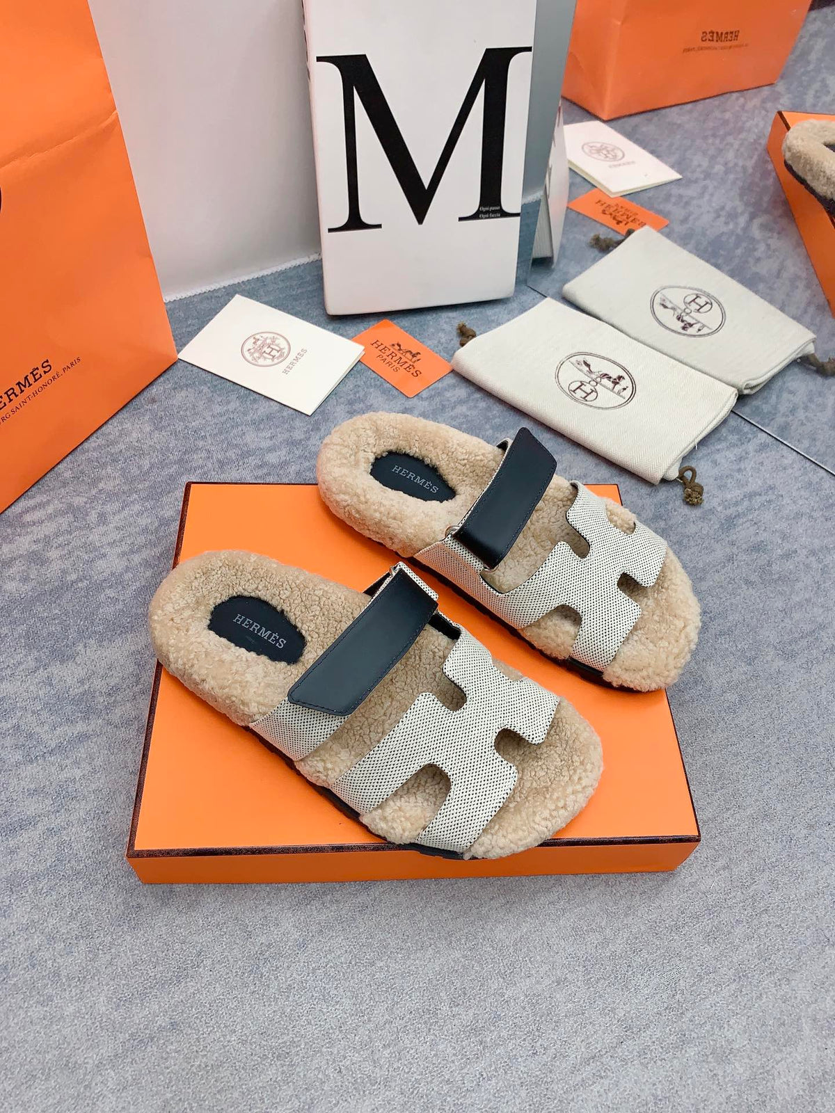 HM 26s Chypre Sandals Beige Canvas Navy Leather Shearling 160913