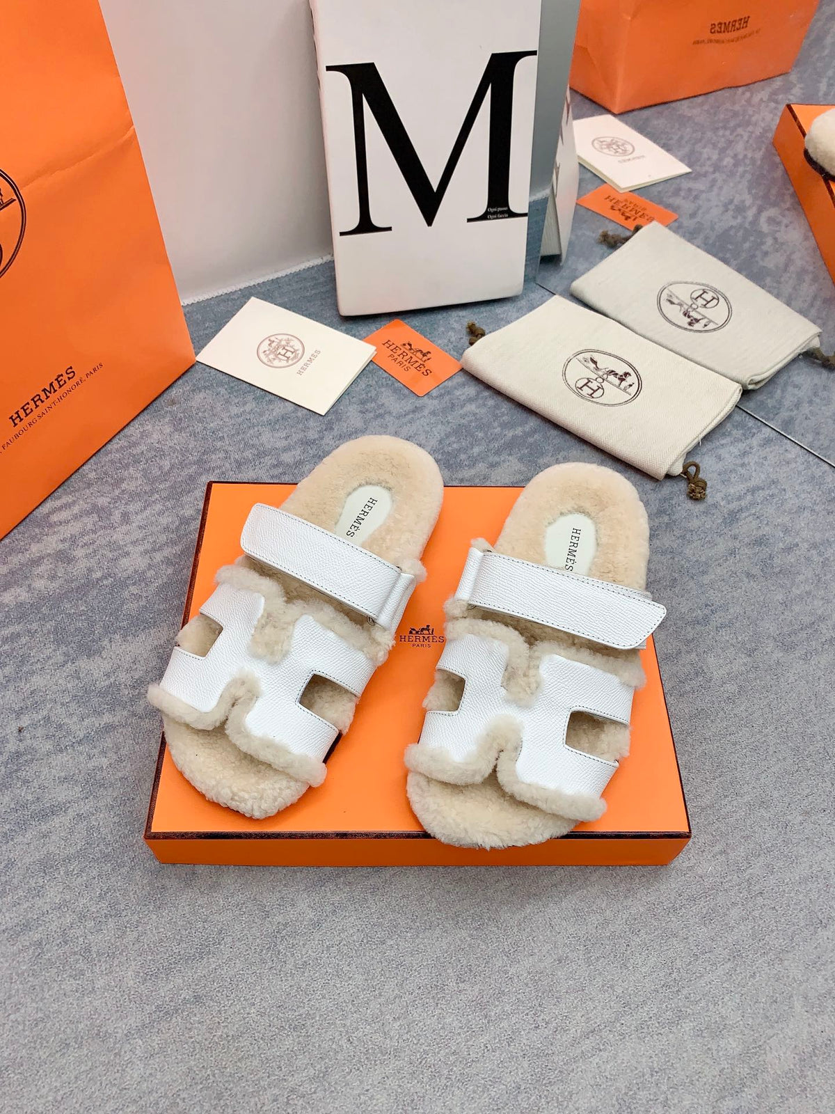 HM 26s Chypre Sandals White Leather Shearling 160919