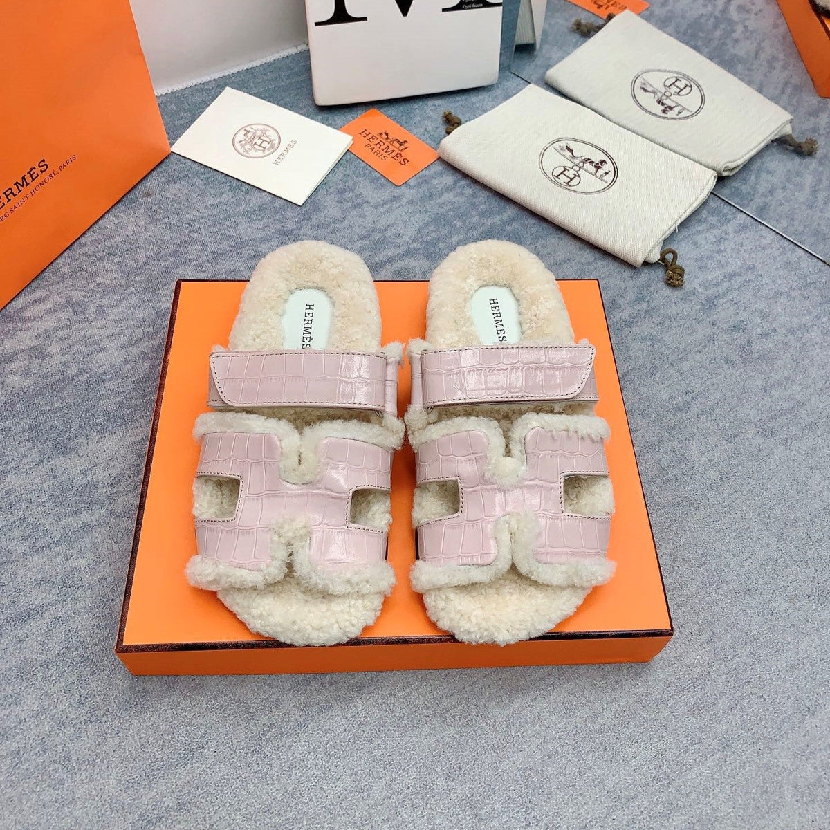 HM 26s Chypre Sandals Pink Croc Patent Leather Shearling 160918