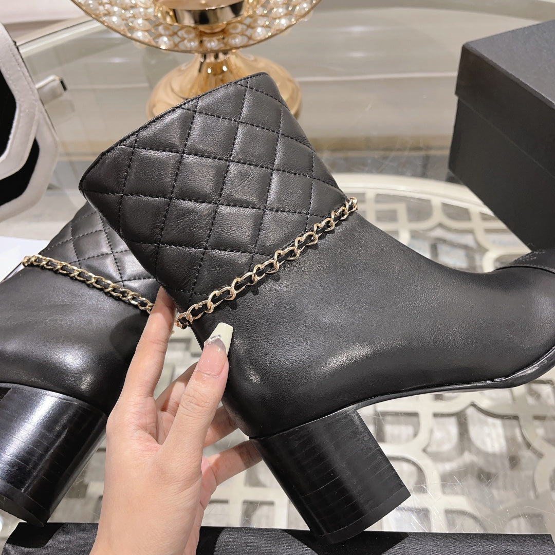 CC 26s Quilted Ankle Boots Black Leather 166069