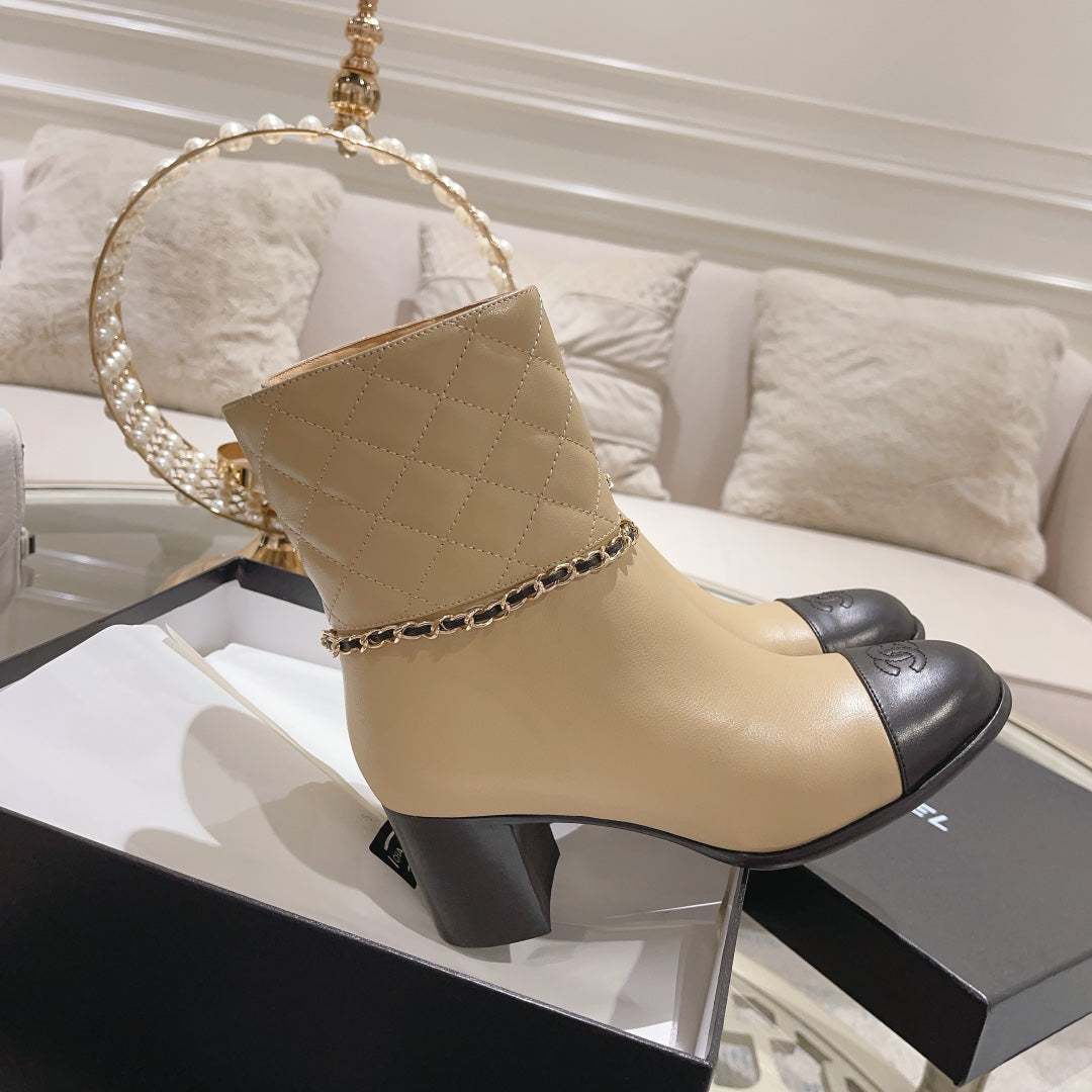 CC 26s Quilted Cap Toe Ankle Boots Beige Leather 166068
