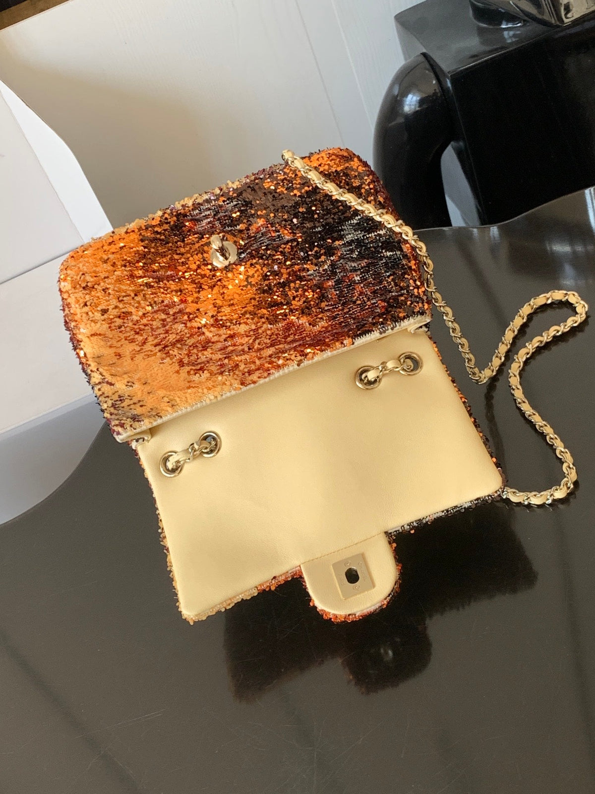 CC 26s Flap Bag Autumn Gold Sequins 996773 GHW