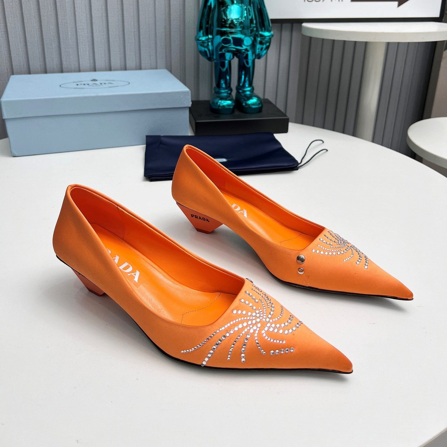 Prada 26SS Pumps 4cm Orange Satin 680960