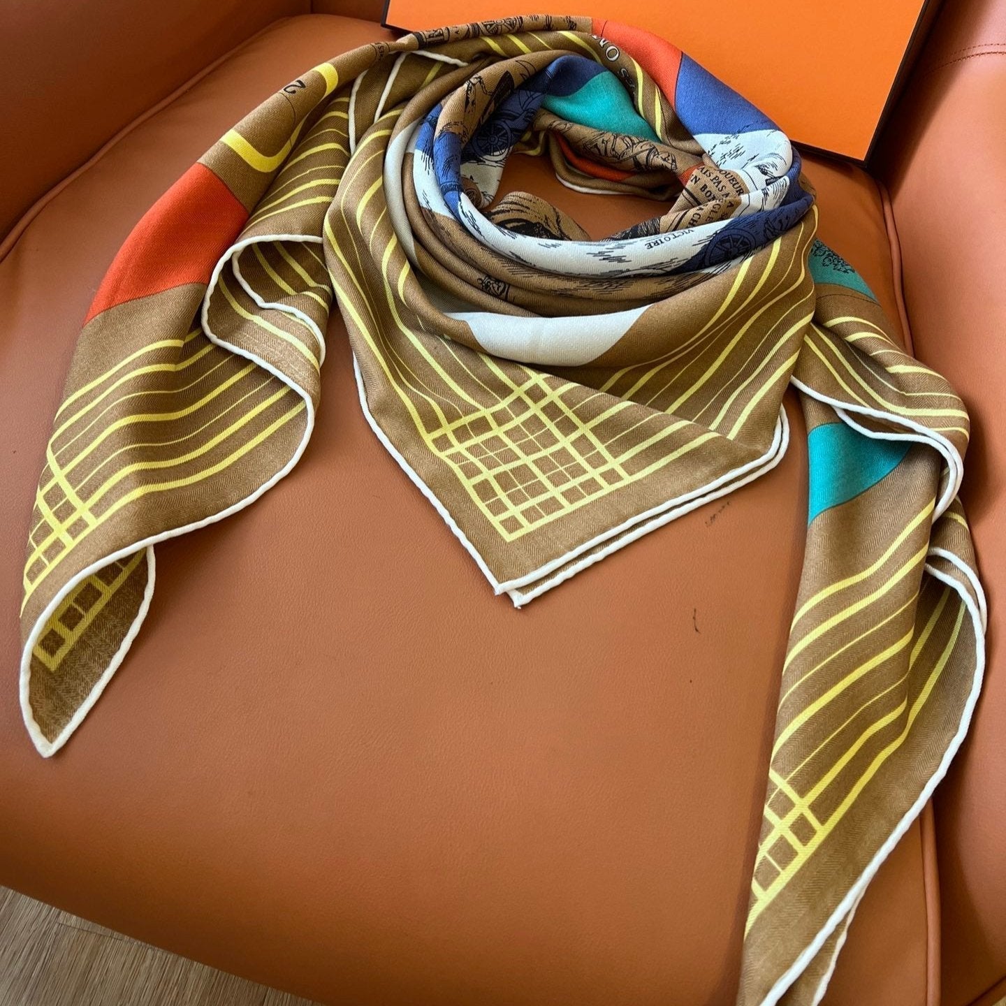 Square Scarf 140 CM In Brown Colorful Cashmere And Silk 327523