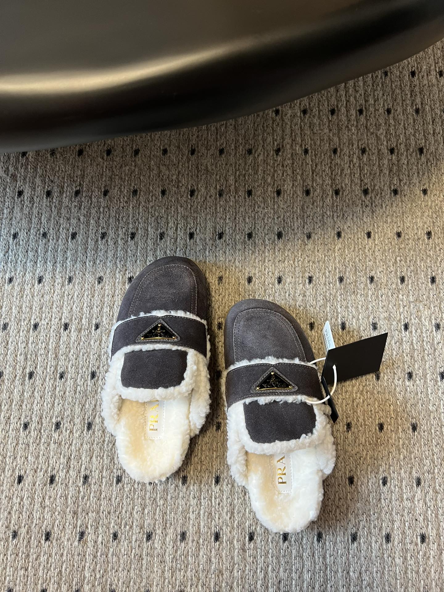 Pra Slippers Muted Gray Suede & Shearling 478564