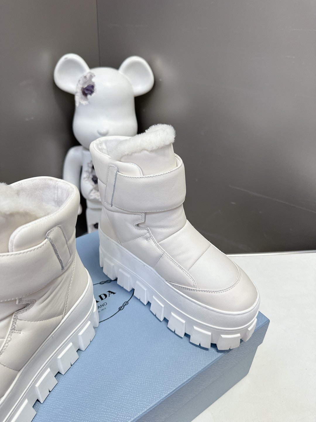 Prada 26s Platform Snow Boots With Strap Cowhide 951769