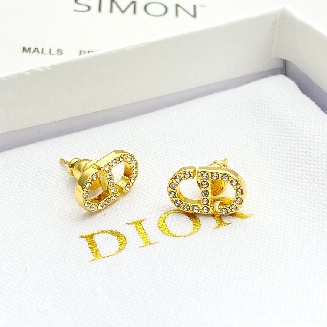 CD 26S Crystal Logo Stud Earrings In Gold Metal 633106