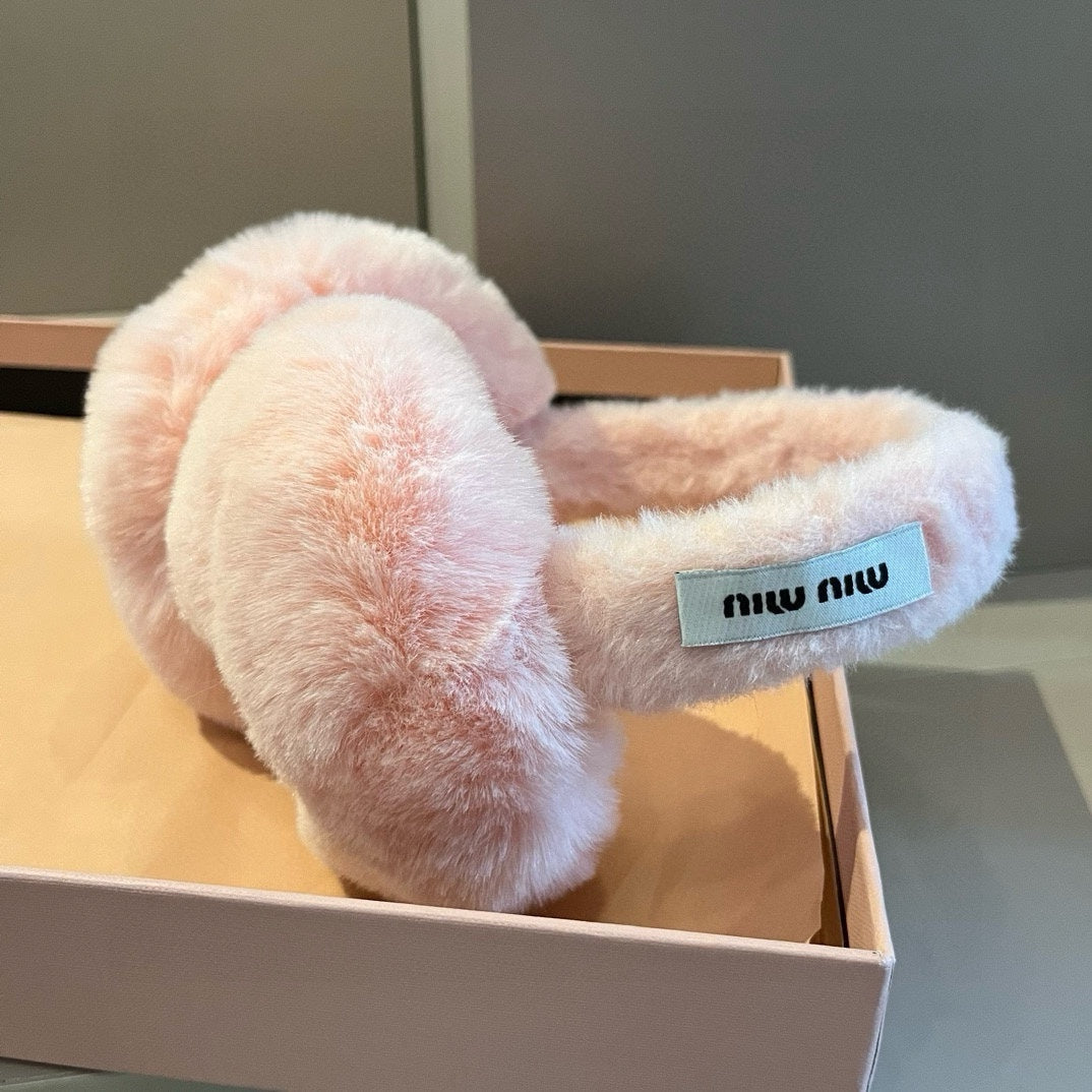 Miu Earmuffs Light Pink Fur 490481