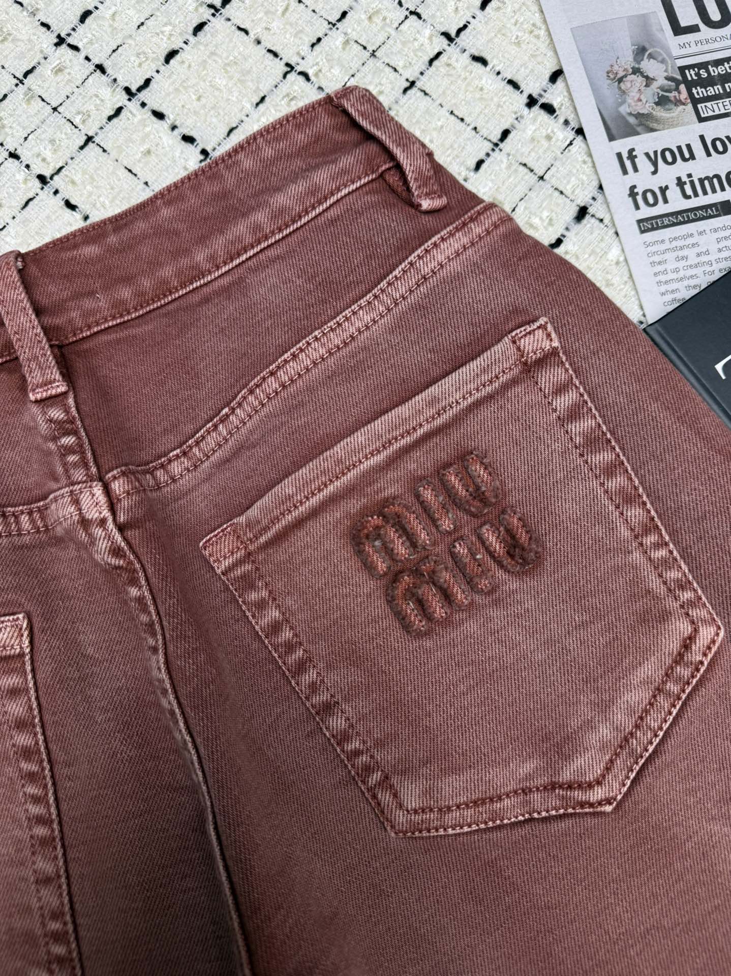 Miu Appliqué Embroidered Short Denim 404844