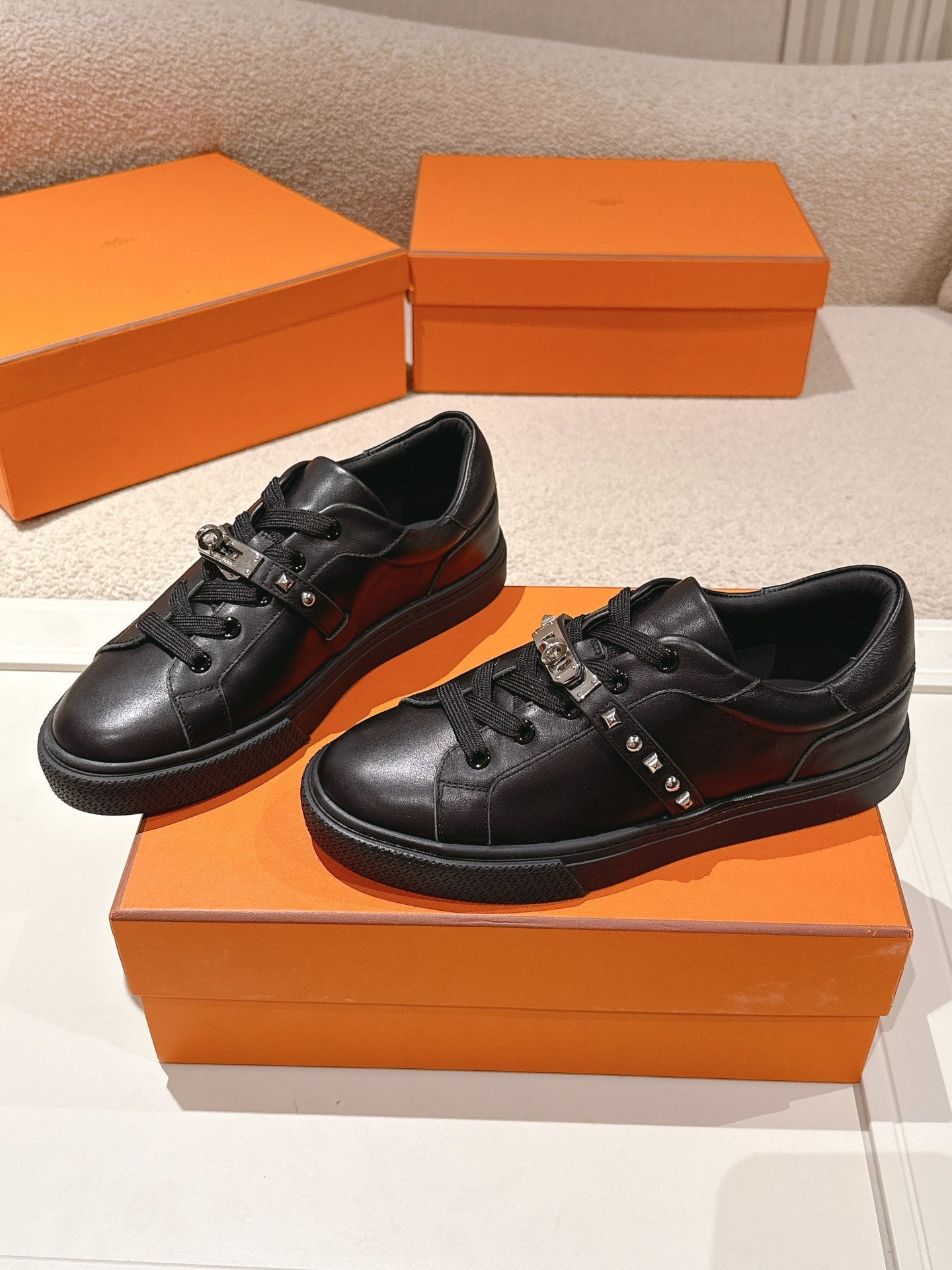 HM Day Sneakers Studs Black Calfskin 577509