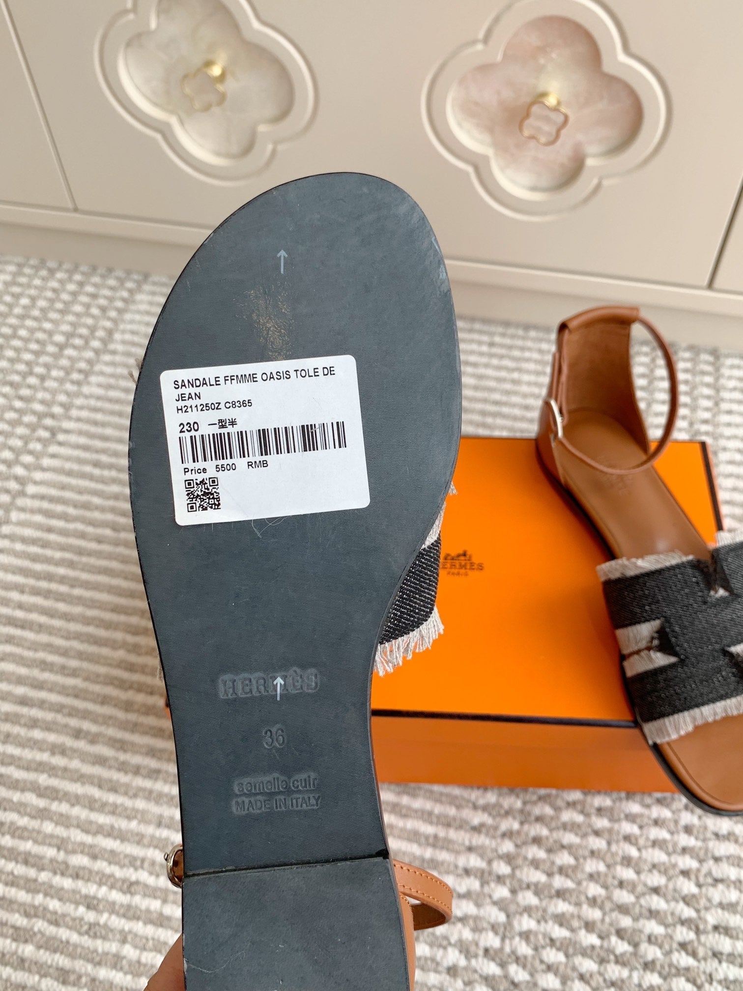 HM 25 Santorini Black Denim Gold Calfskin